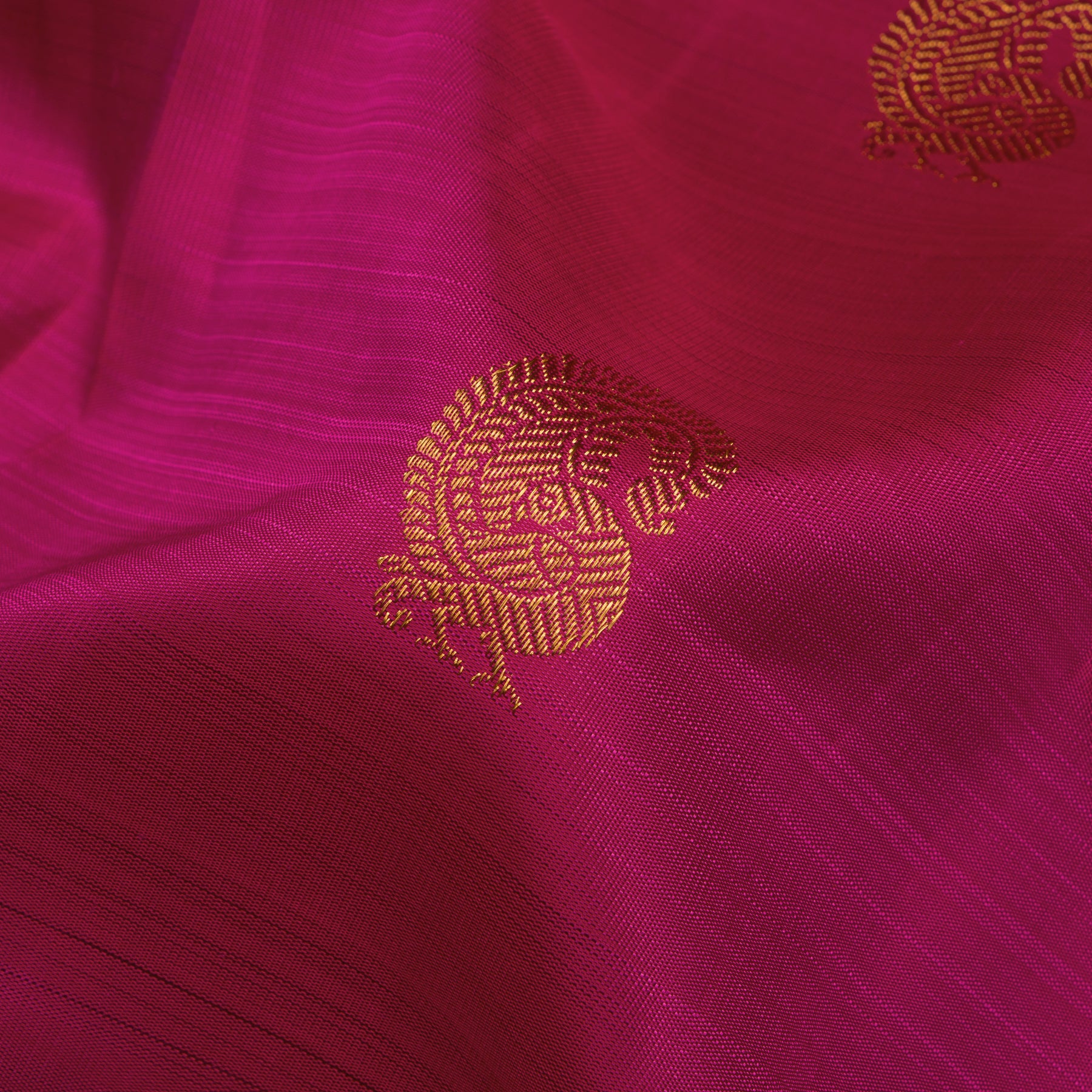 Kanakavalli Kanjivaram Silk Sari 25-110-HS001-02951 - Fabric View