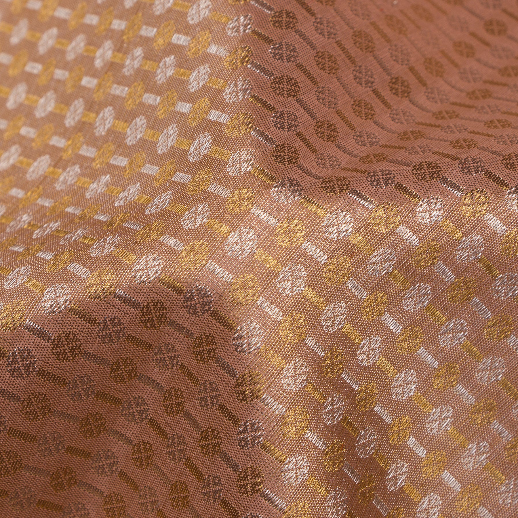 Kanakavalli Kanjivaram Silk Sari 25-110-HS001-03905 - Fabric View
