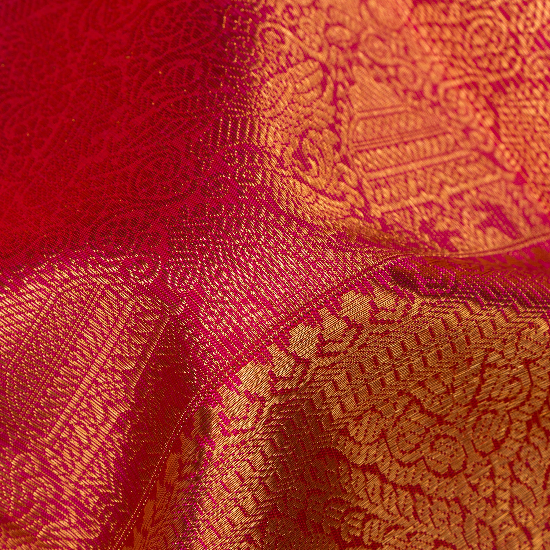 Kanakavalli Kanjivaram Silk Sari 25-110-HS001-03918 - Fabric View