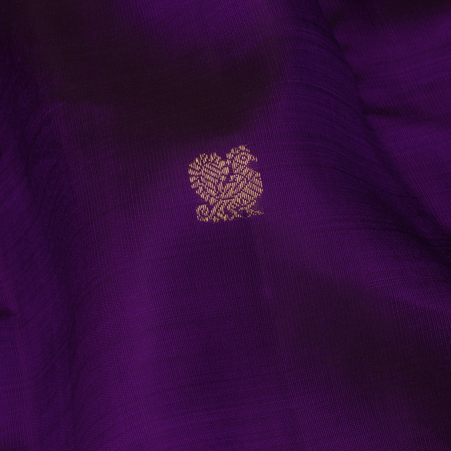 Kanakavalli Kanjivaram Silk Sari 25-110-HS001-04005 - Fabric View