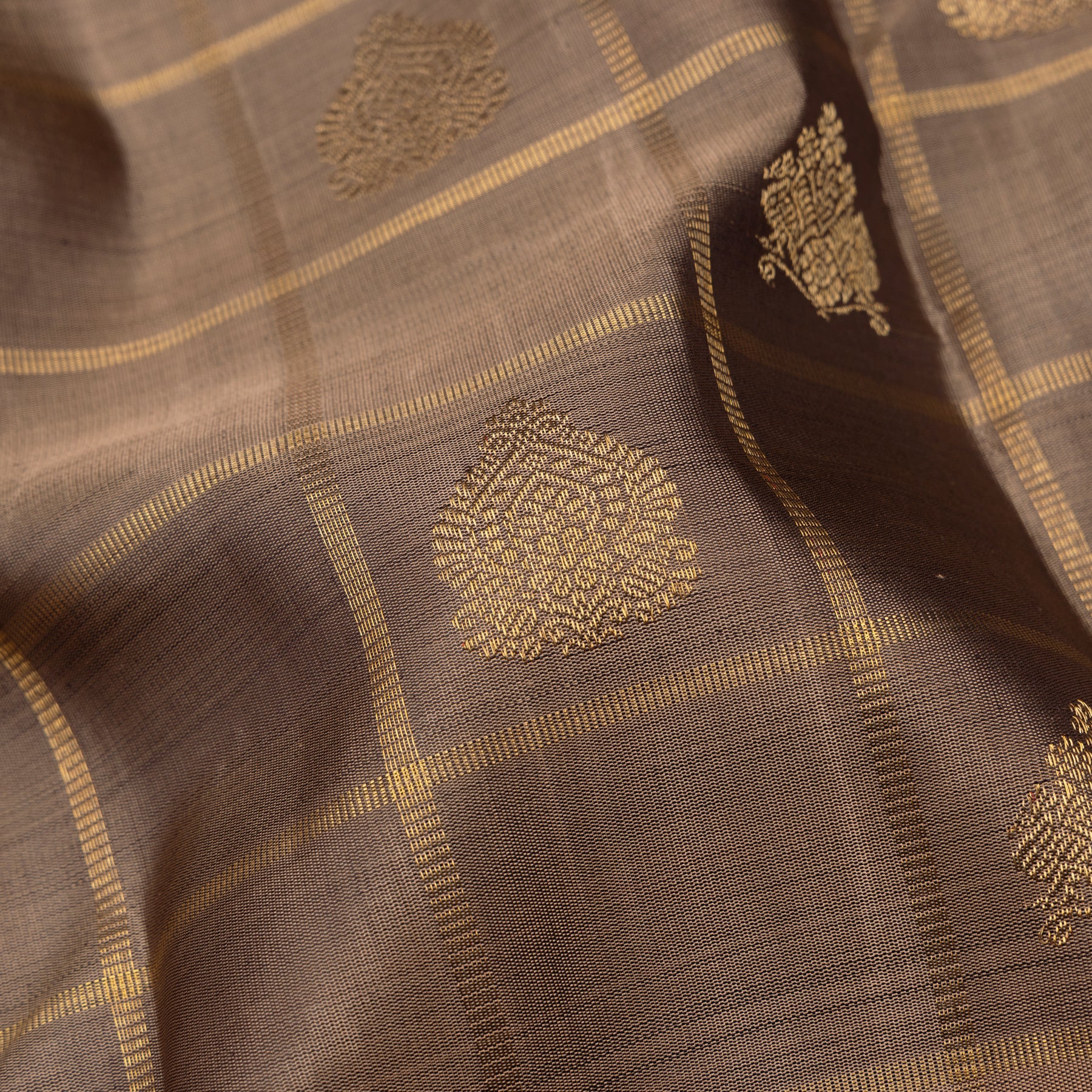 Kanakavalli Kanjivaram Silk Sari 25-110-HS001-05589 - Fabric View