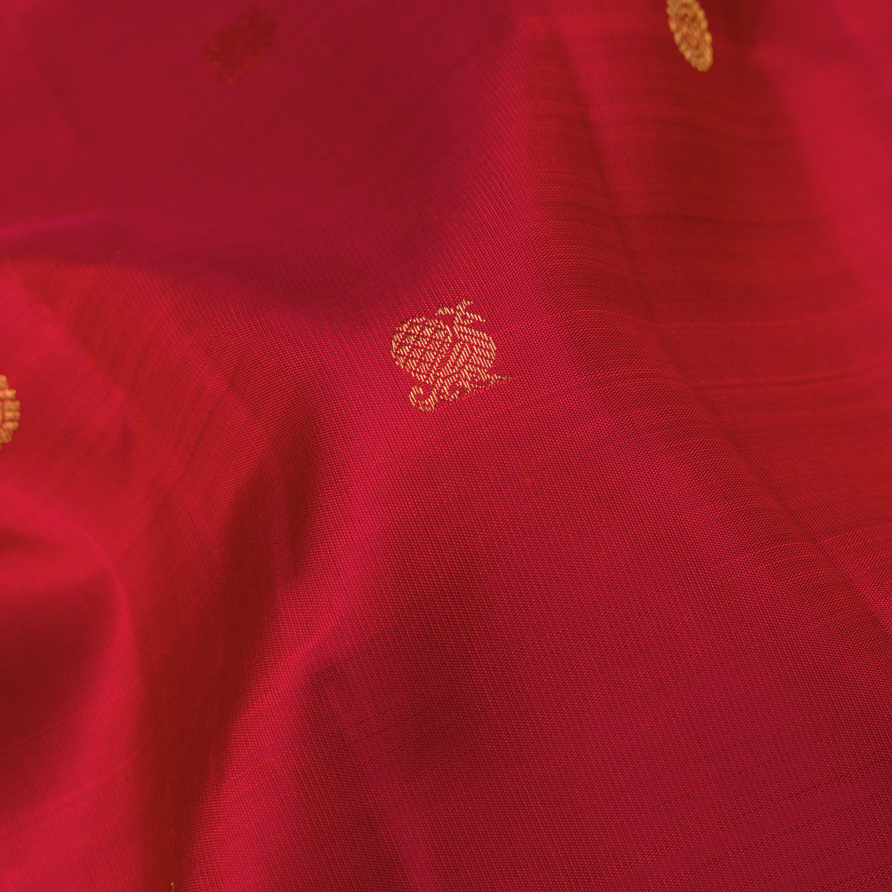 Kanakavalli Kanjivaram Silk Sari 25-110-HS001-06199 - Fabric View