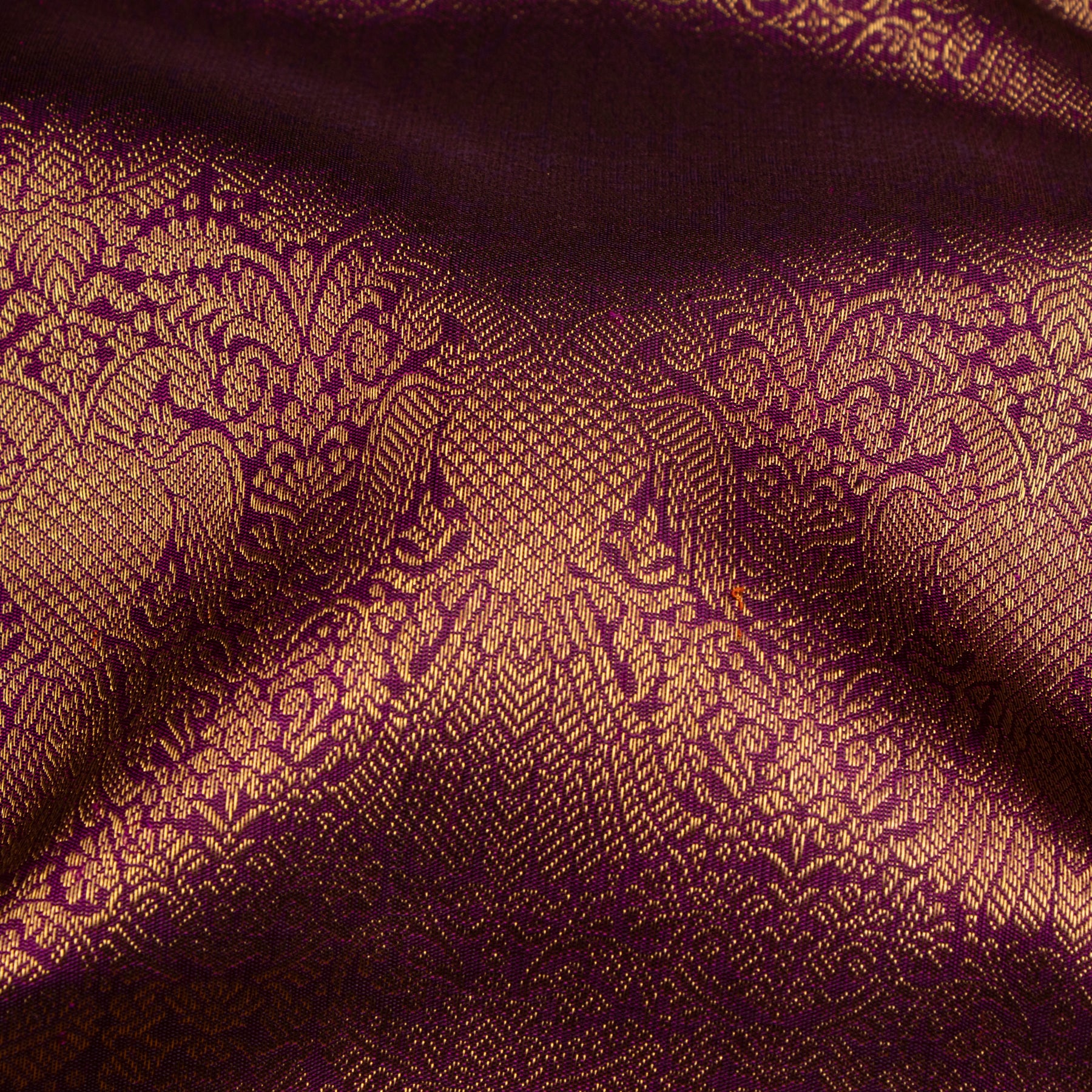 Kanakavalli Kanjivaram Silk Sari 25-110-HS001-06256 - Fabric View