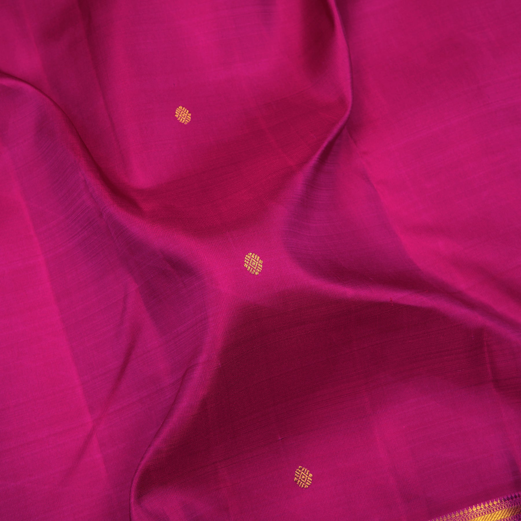Kanakavalli Kanjivaram Silk Sari 25-110-HS001-06296 - Fabric View