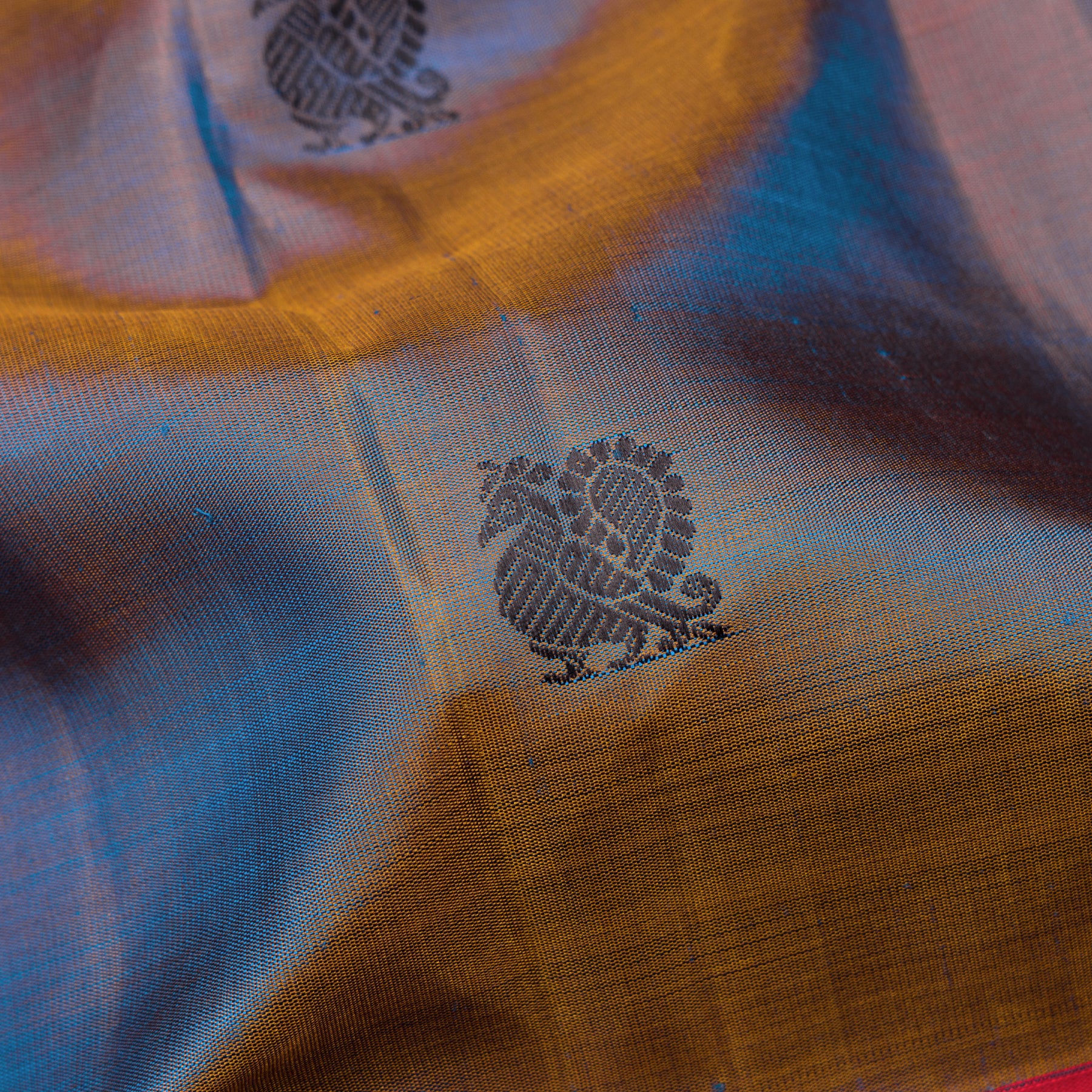 Kanakavalli Kanjivaram Silk Sari 25-110-HS001-07121 - Fabric View