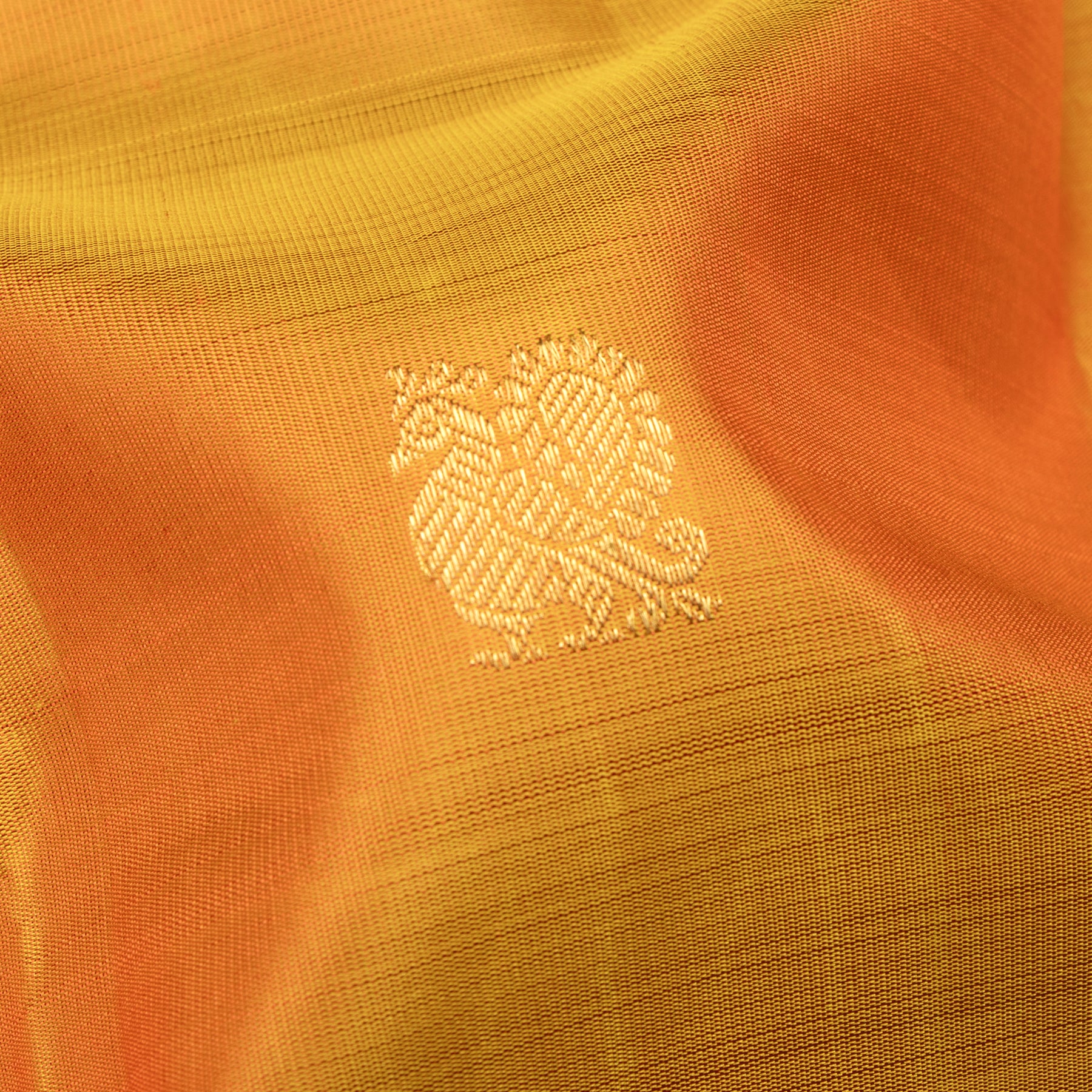 Kanakavalli Kanjivaram Silk Sari 25-110-HS001-07443 - Fabric View