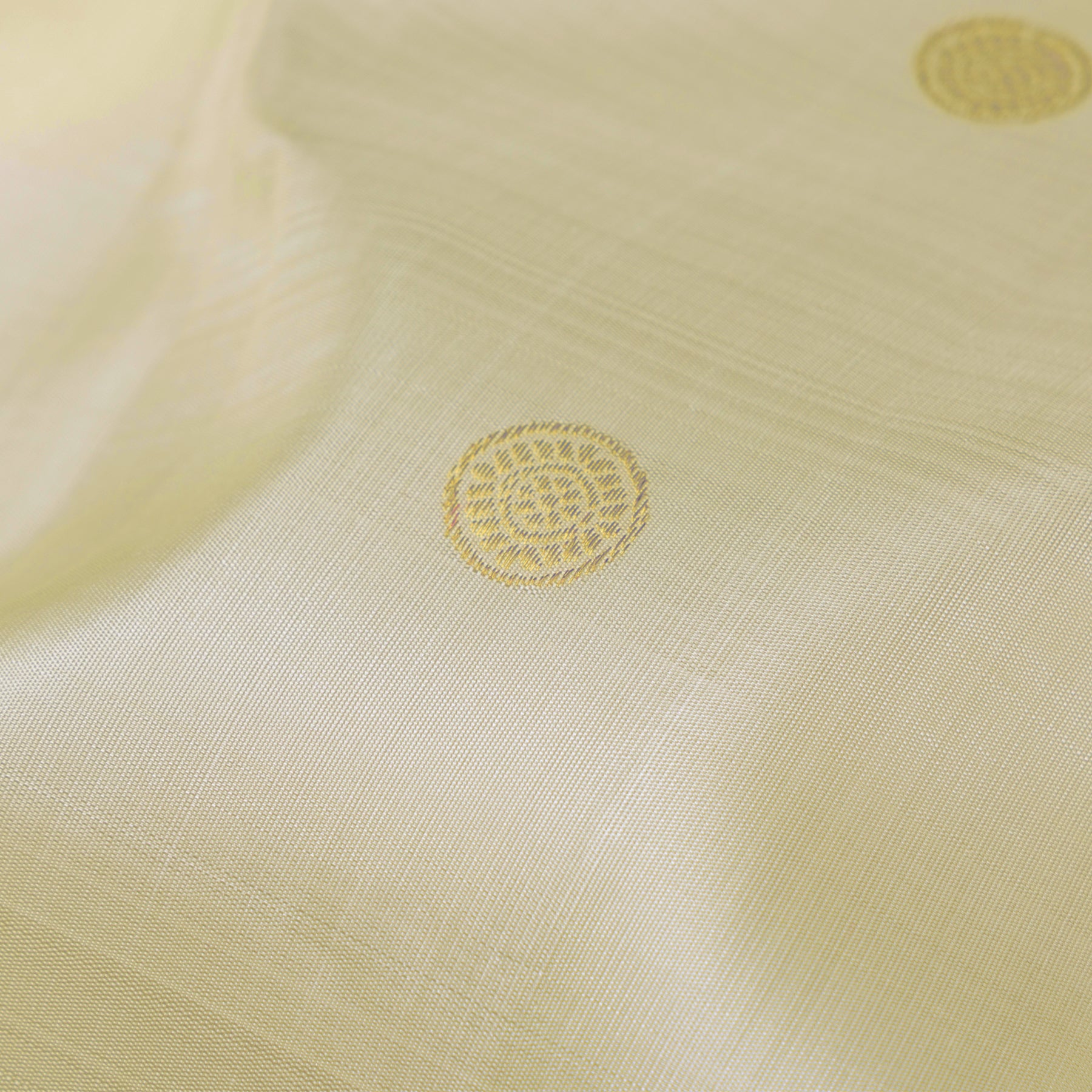 Kanakavalli Kanjivaram Silk Sari 25-110-HS001-07460 - Fabric View