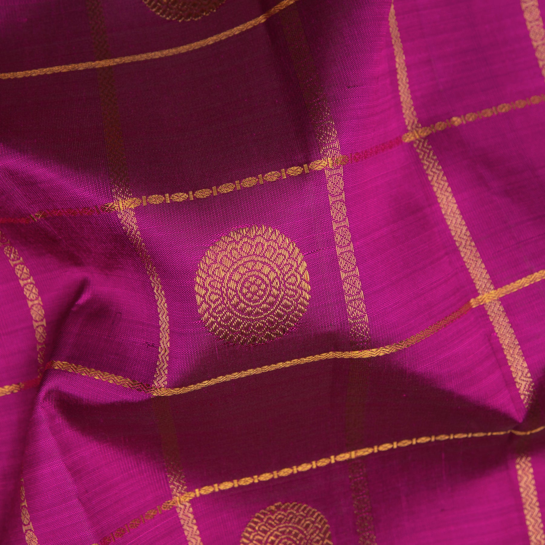 Kanakavalli Kanjivaram Silk Sari 25-110-HS001-07493 - Fabric View