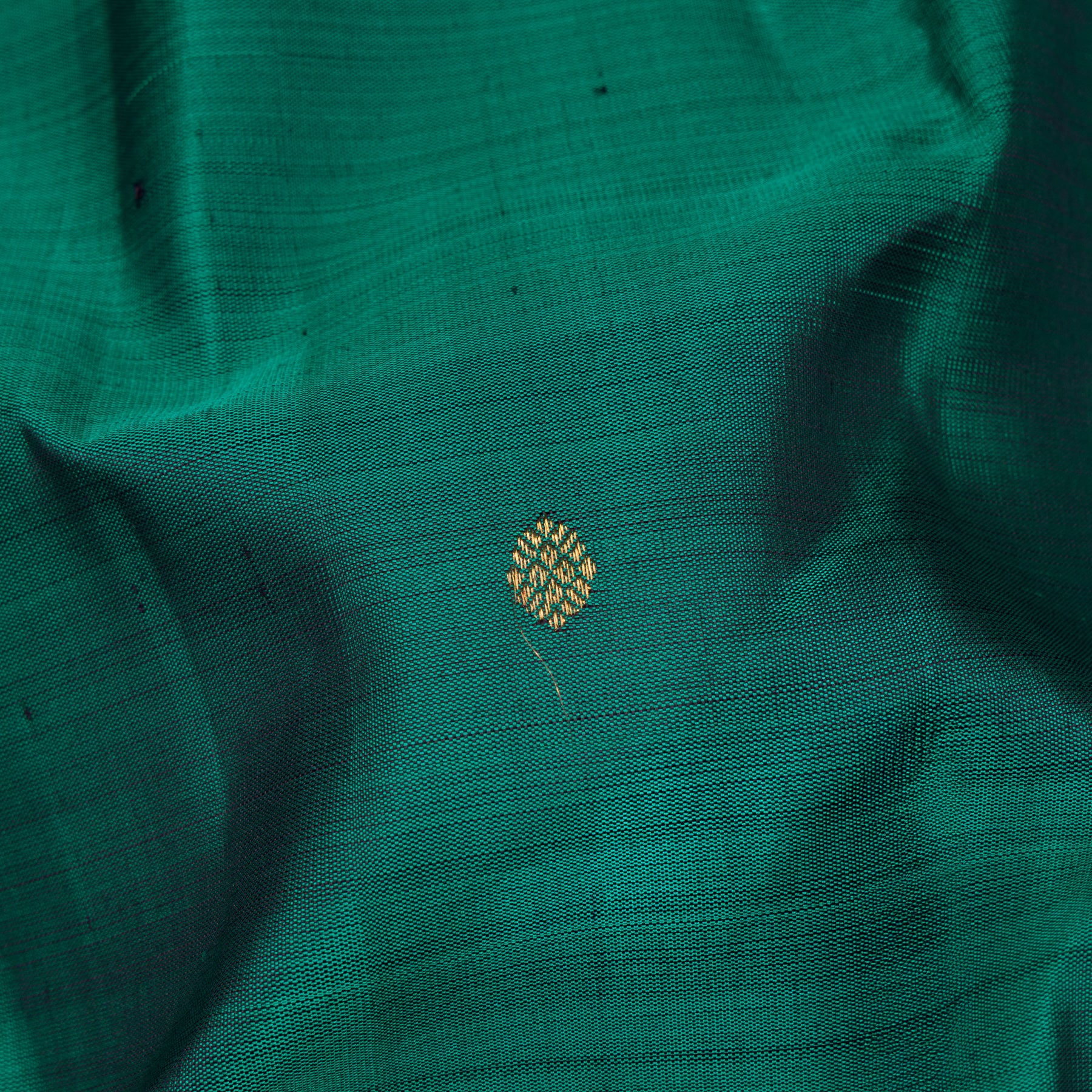 Kanakavalli Kanjivaram Silk Sari 25-110-HS001-07537 - Fabric View