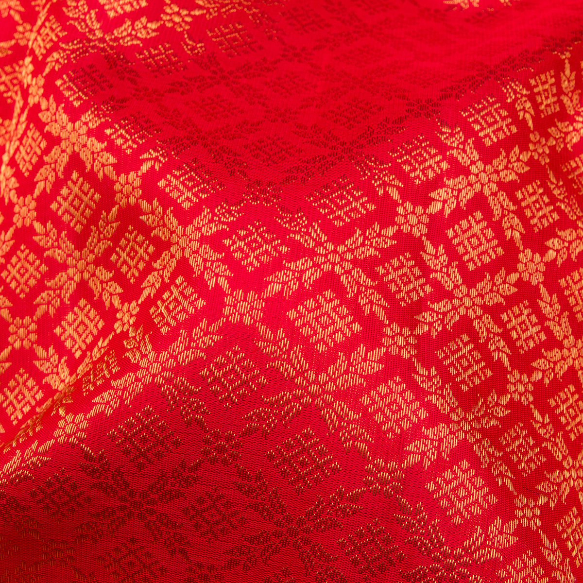Kanakavalli Kanjivaram Silk Sari 25-110-HS001-08111 - Fabric View