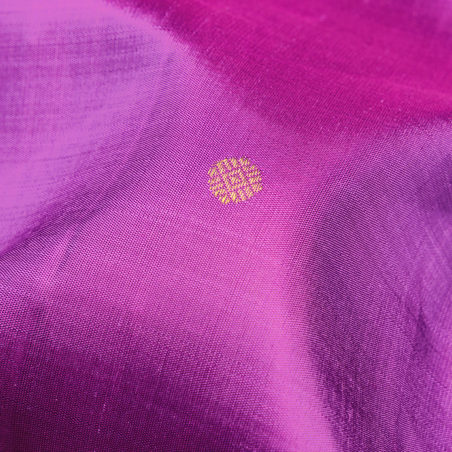 Kanakavalli Kanjivaram Silk Sari 25-110-HS001-08144 - Fabric View