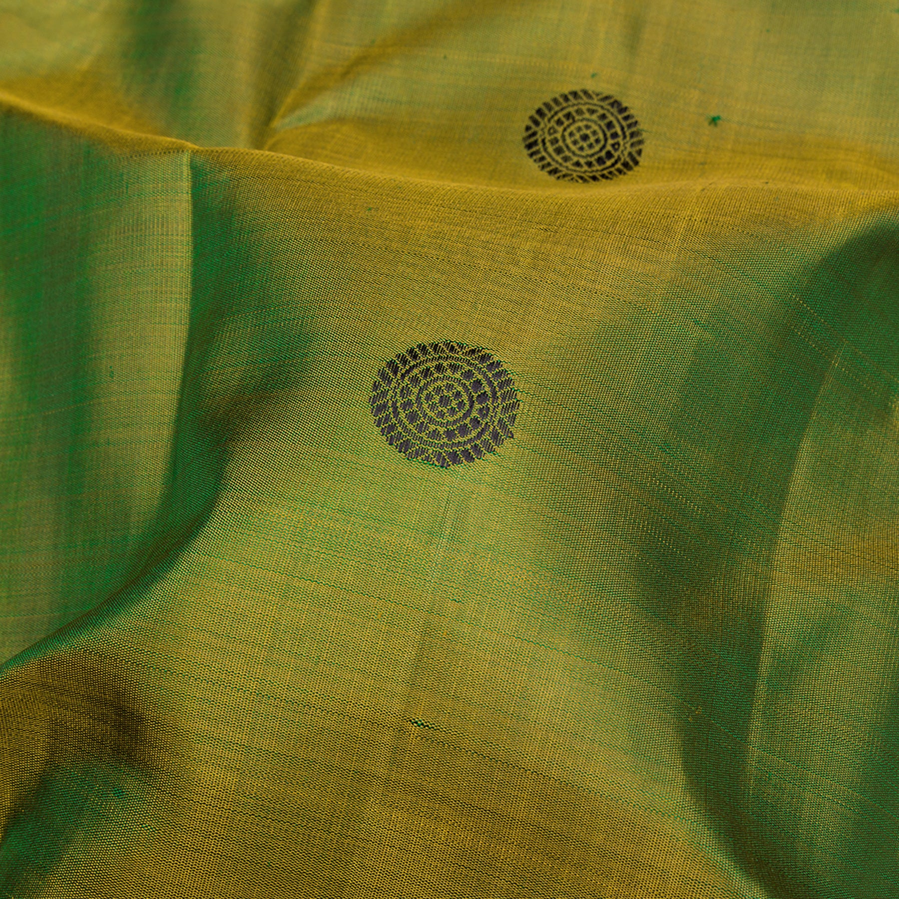 Kanakavalli Kanjivaram Silk Sari 25-110-HS001-08165 - Fabric View
