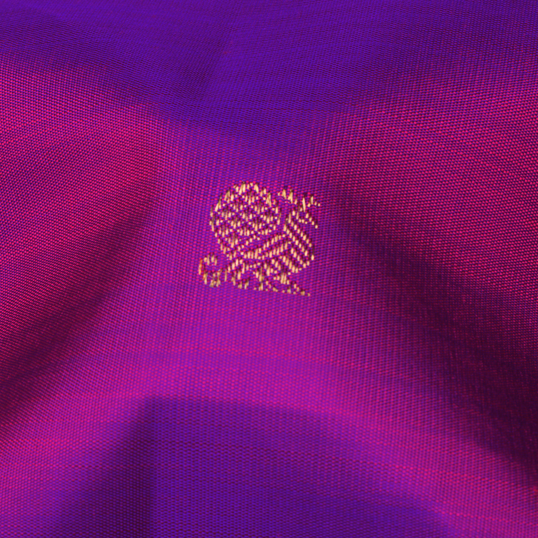 Kanakavalli Kanjivaram Silk Sari 25-110-HS001-08185 - Fabric View