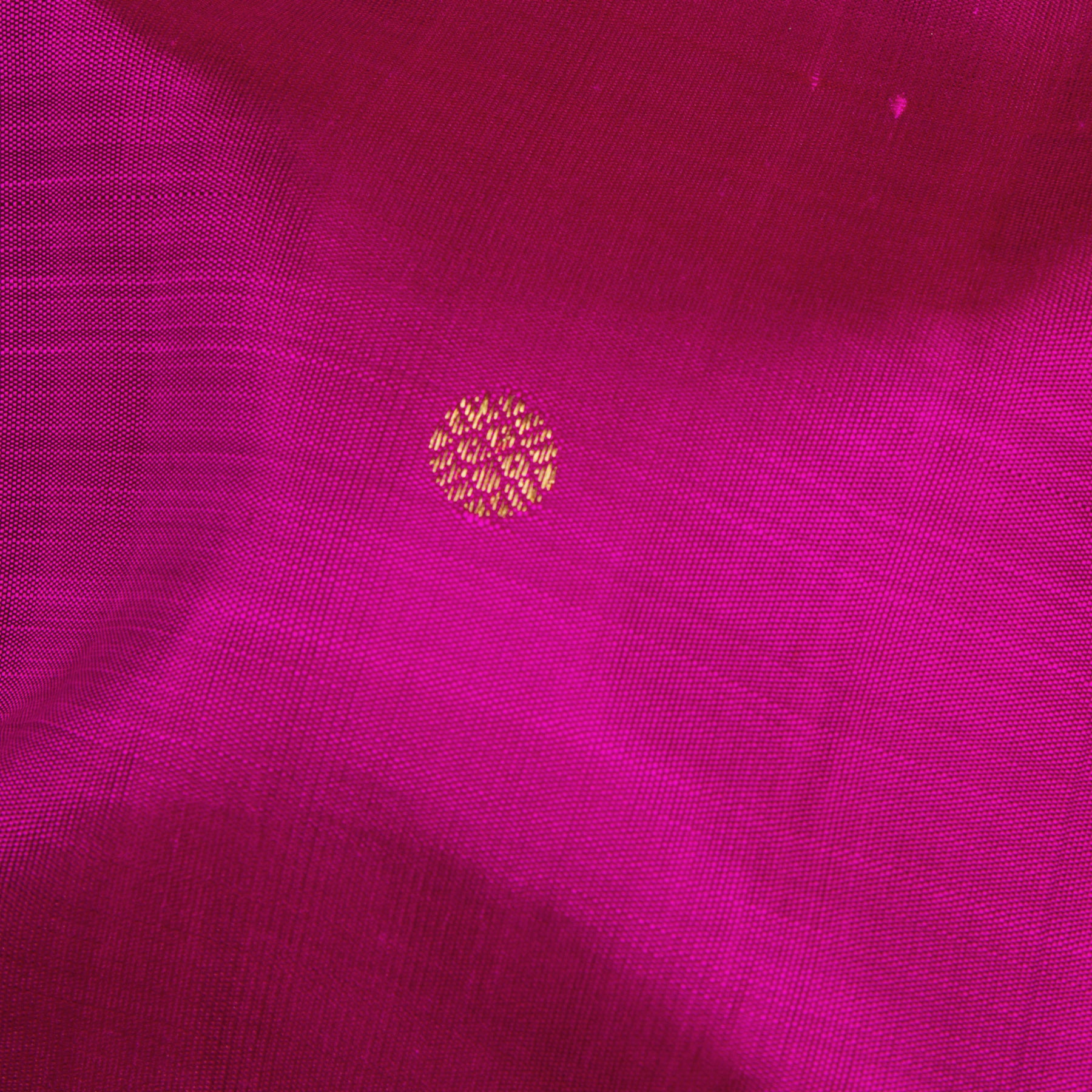 Kanakavalli Kanjivaram Silk Sari 25-110-HS001-08189 - Fabric View