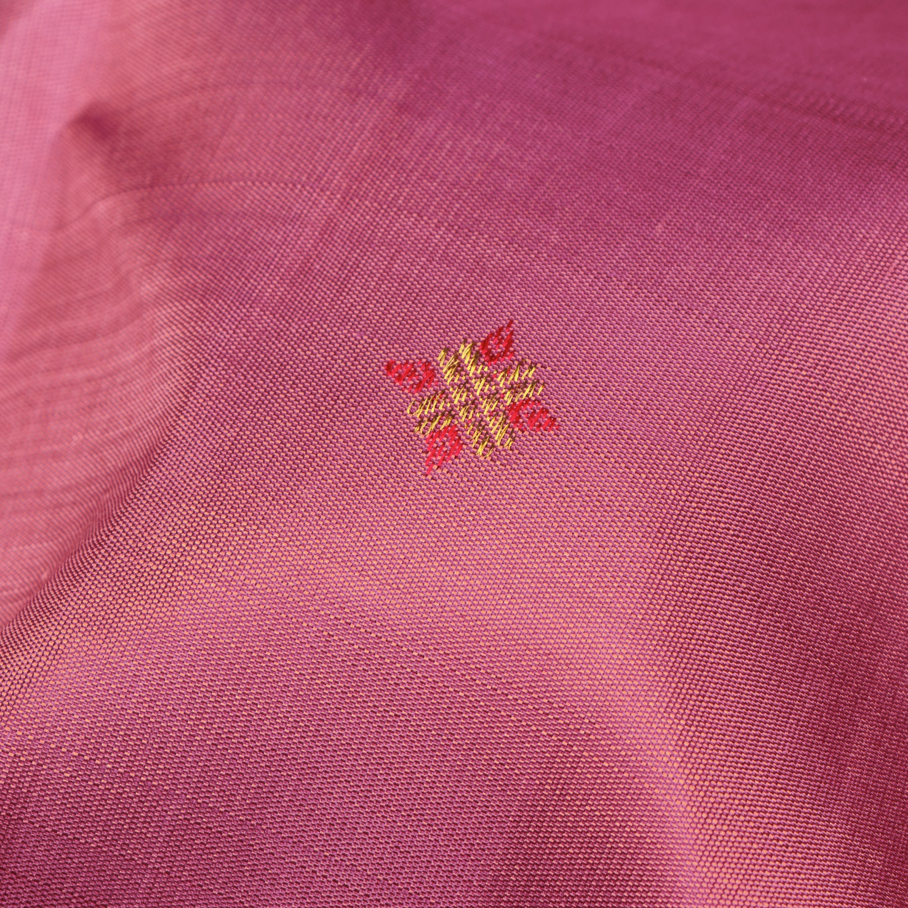 Kanakavalli Kanjivaram Silk Sari 25-110-HS001-08193 - Fabric View