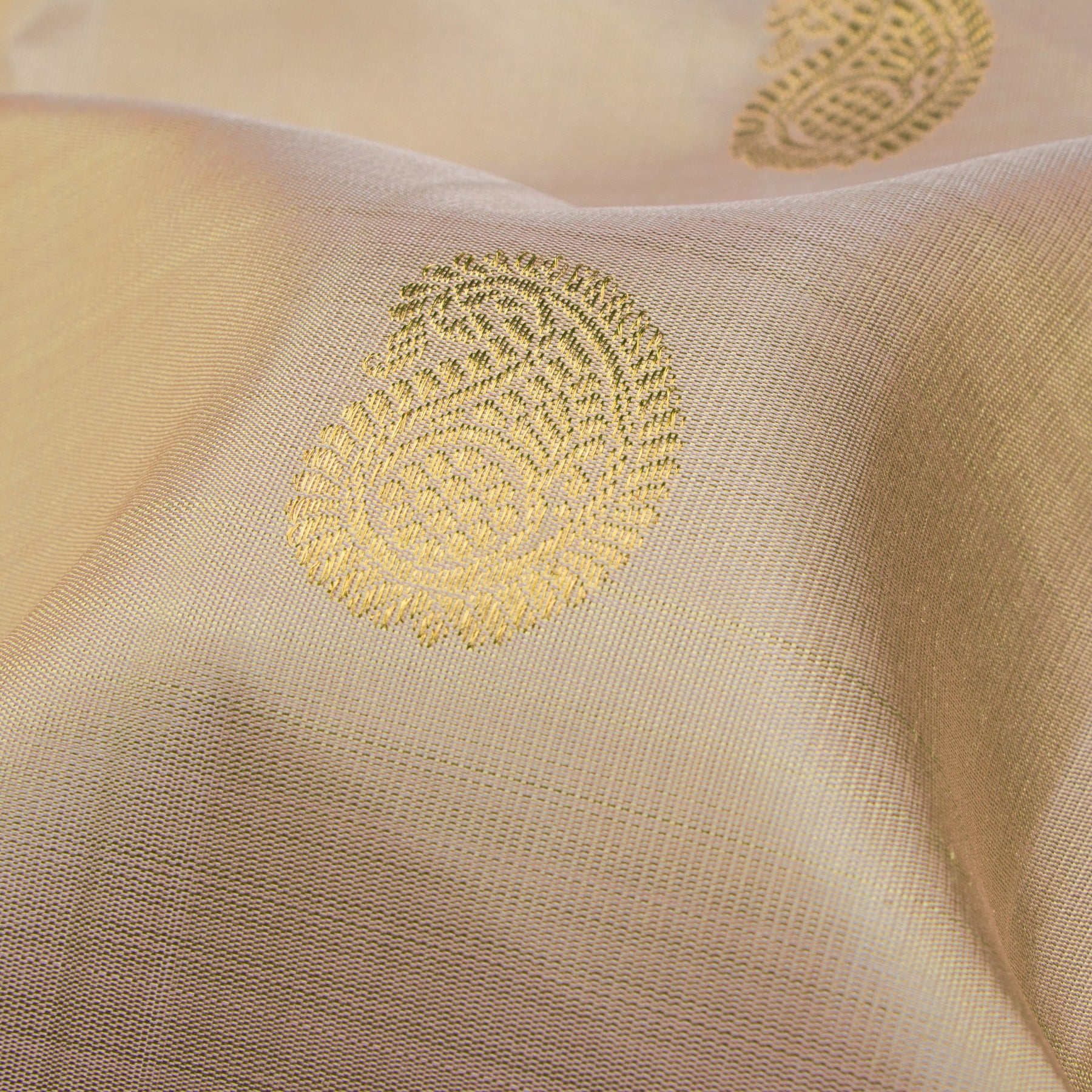 Kanakavalli Kanjivaram Silk Sari 25-110-HS001-08595 - Fabric View