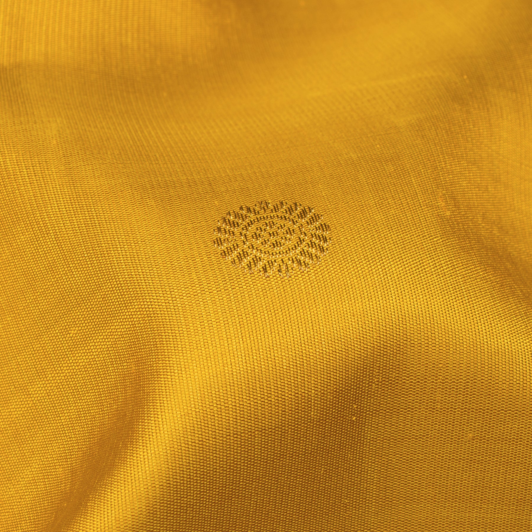 Kanakavalli Kanjivaram Silk Sari 25-110-HS001-08602 - Fabric View