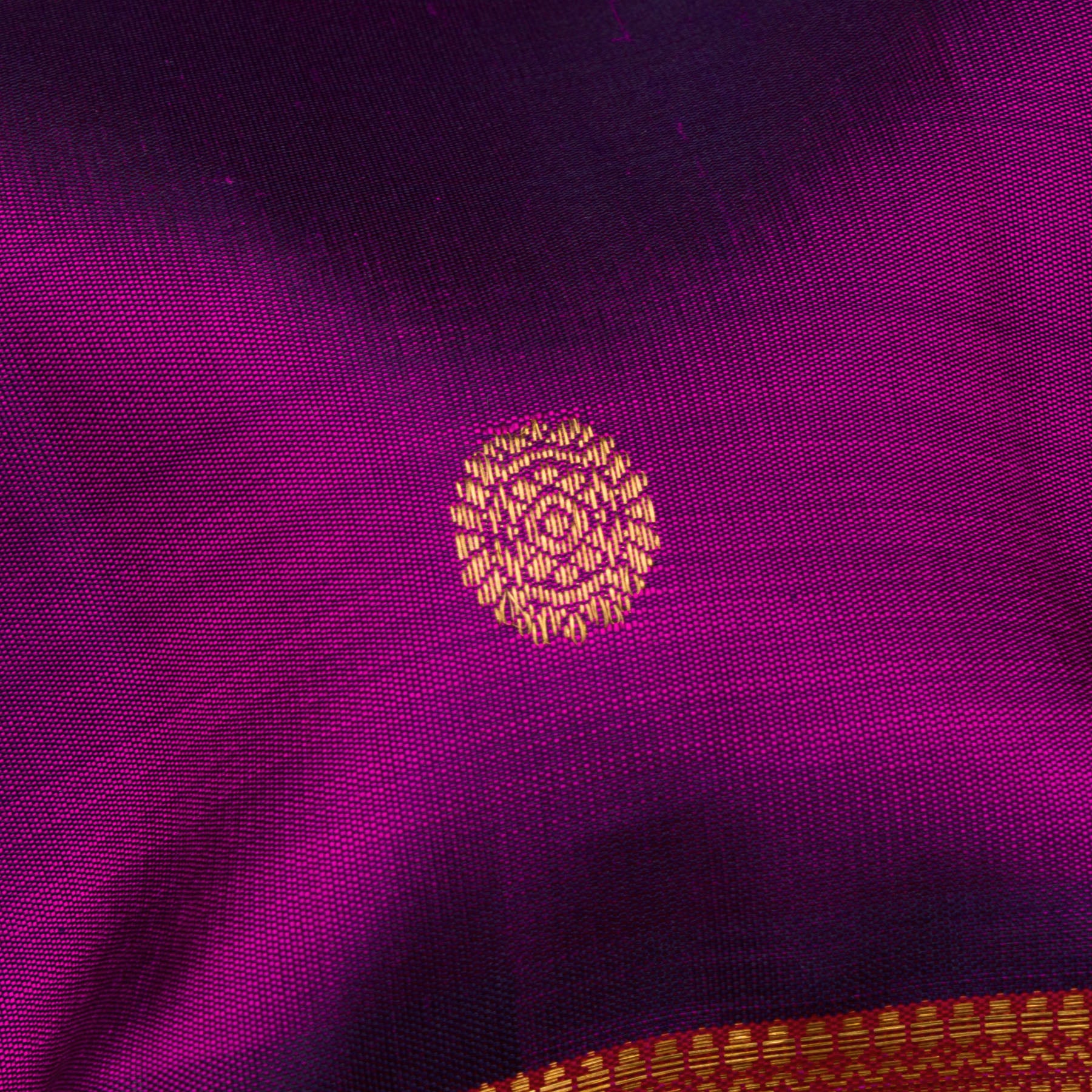 Kanakavalli Kanjivaram Silk Sari 25-110-HS001-08626 - Fabric View