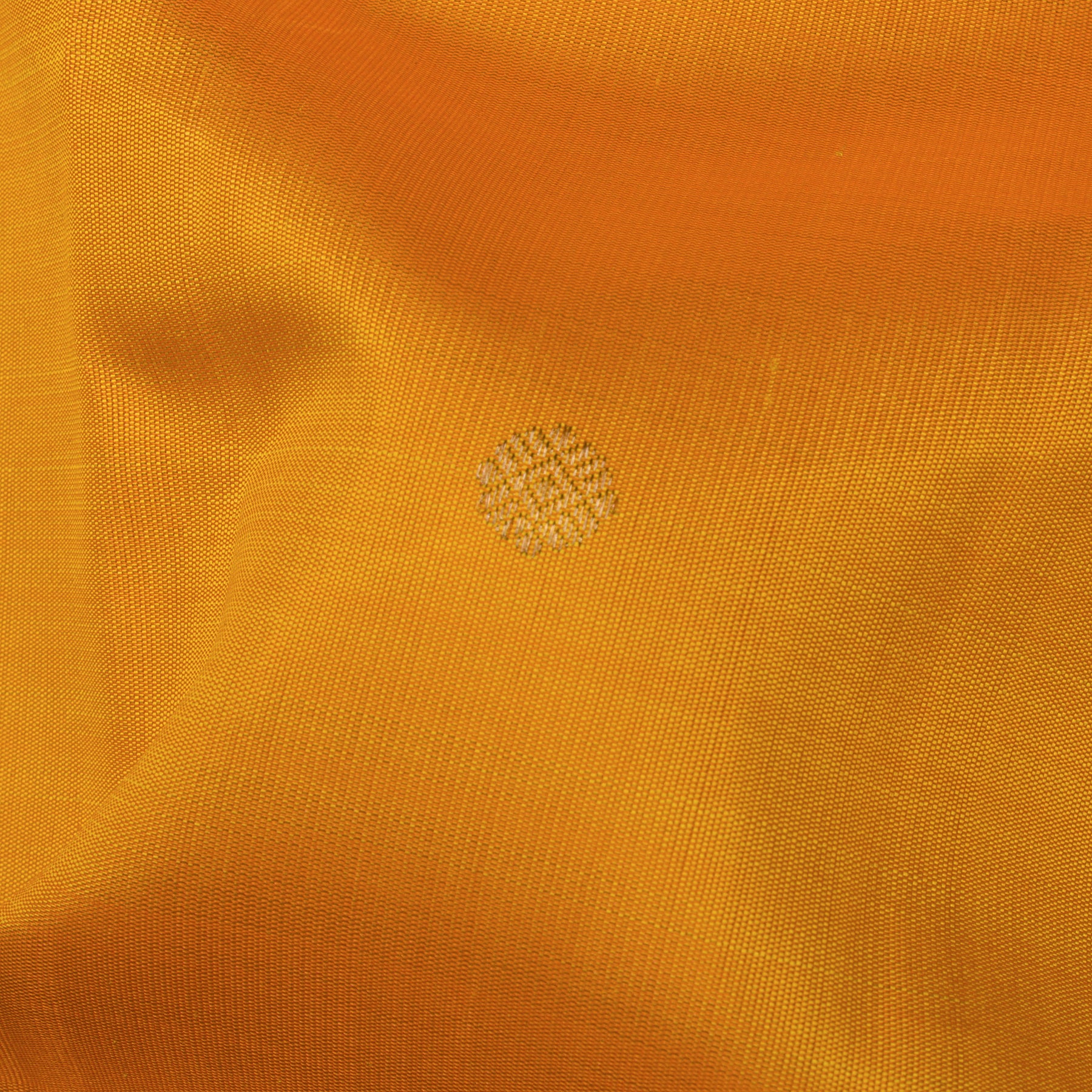 Kanakavalli Kanjivaram Silk Sari 25-110-HS001-10908 - Fabric View
