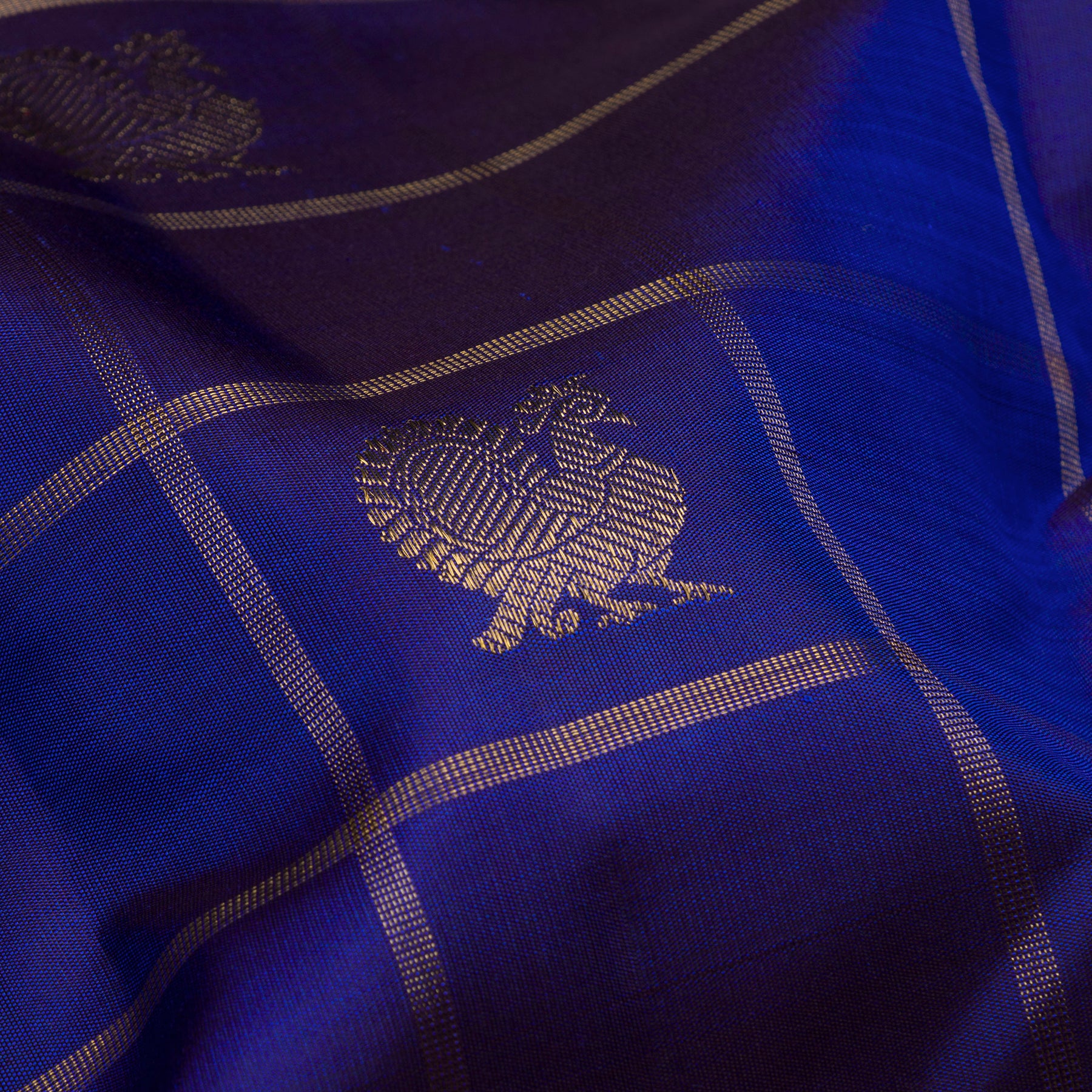Kanakavalli Kanjivaram Silk Sari 25-110-HS001-10915 - Fabric View