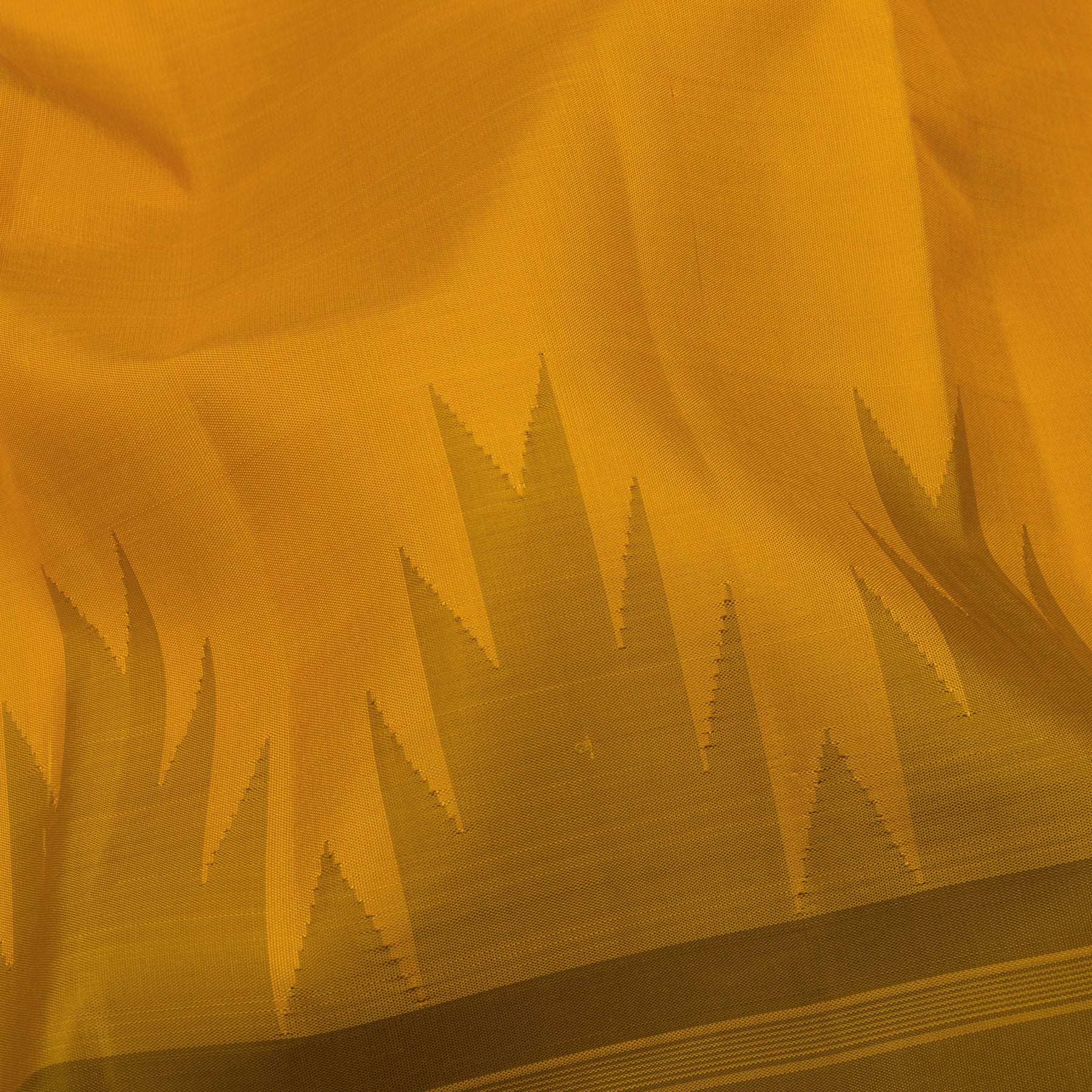 Kanakavalli Soft Silk Sari 25-431-HS001-05846 - Fabric View