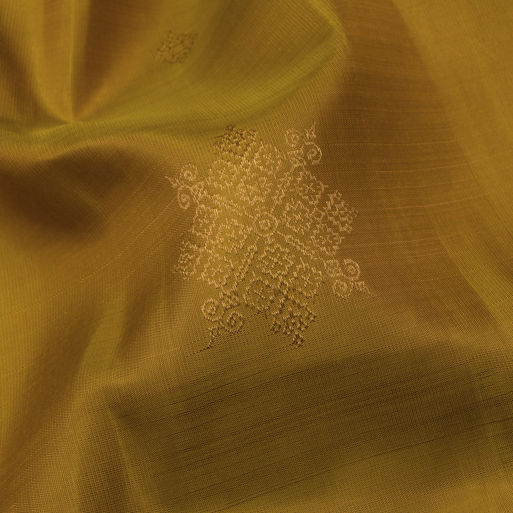 Kanakavalli Kanjivaram Silk Sari 25-595-HS001-04204 - Fabric View