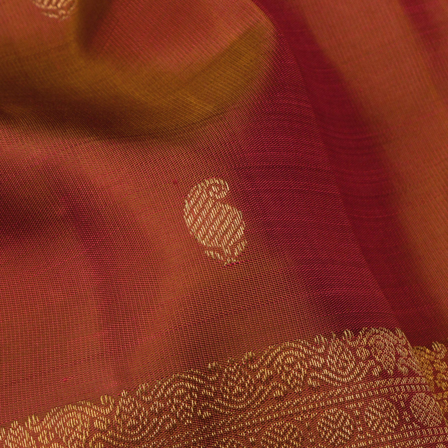 Kanakavalli Kanjivaram Silk Sari 25-595-HS001-00930 - Fabric View