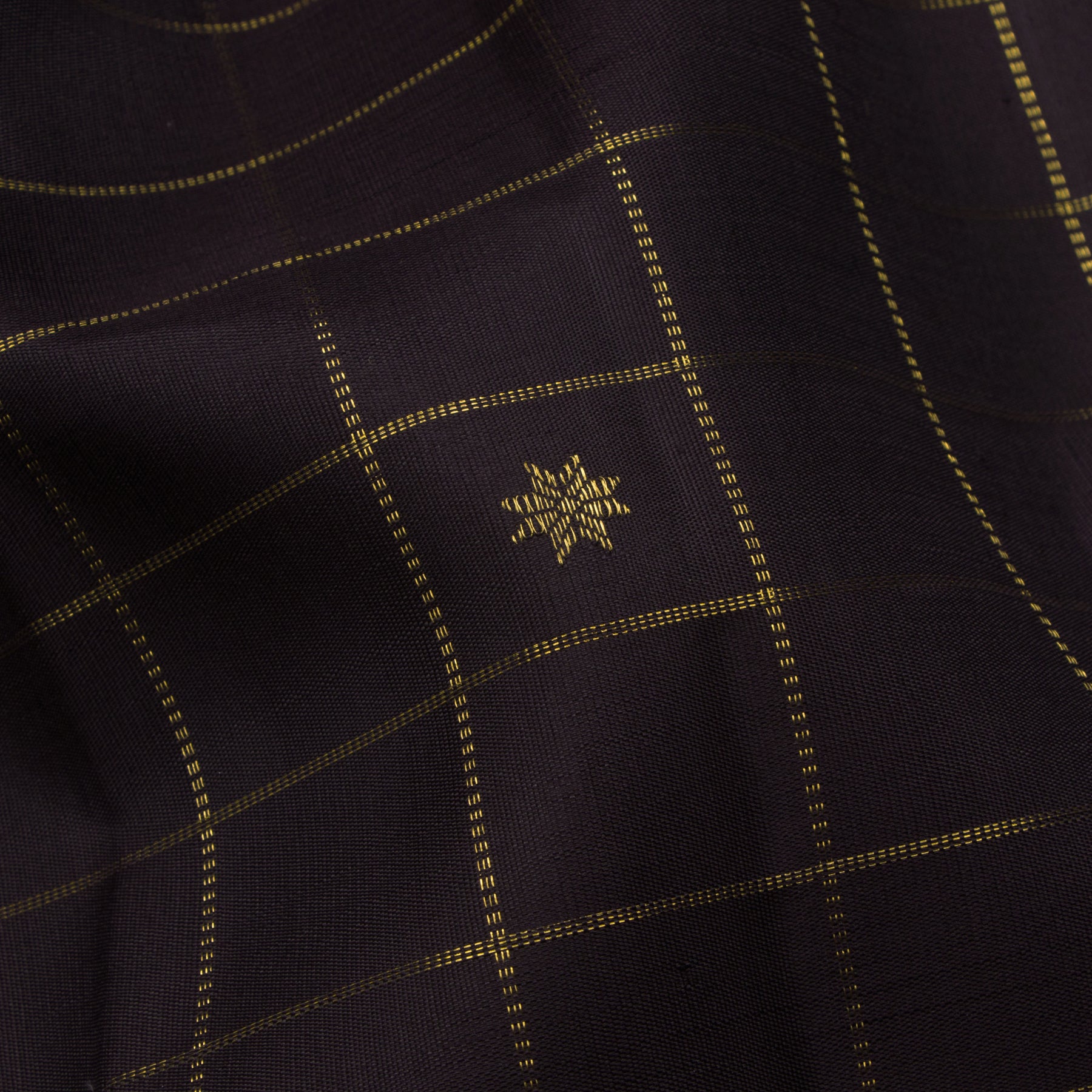 Kanakavalli Kanjivaram Silk Sari 25-595-HS001-03491 - Fabric View