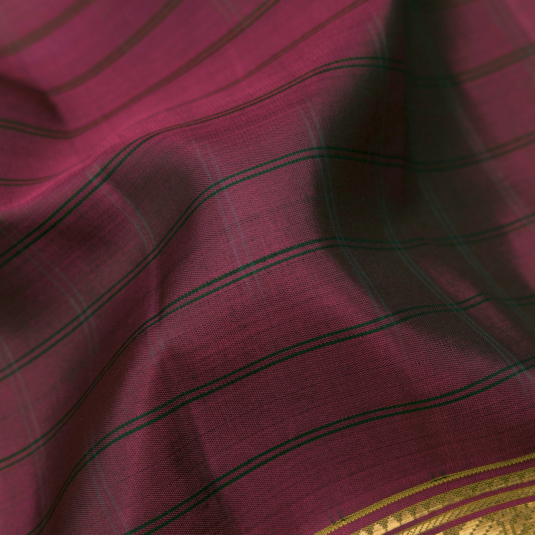 Kanakavalli Kanjivaram Silk Sari 25-595-HS001-04190 - Fabric View