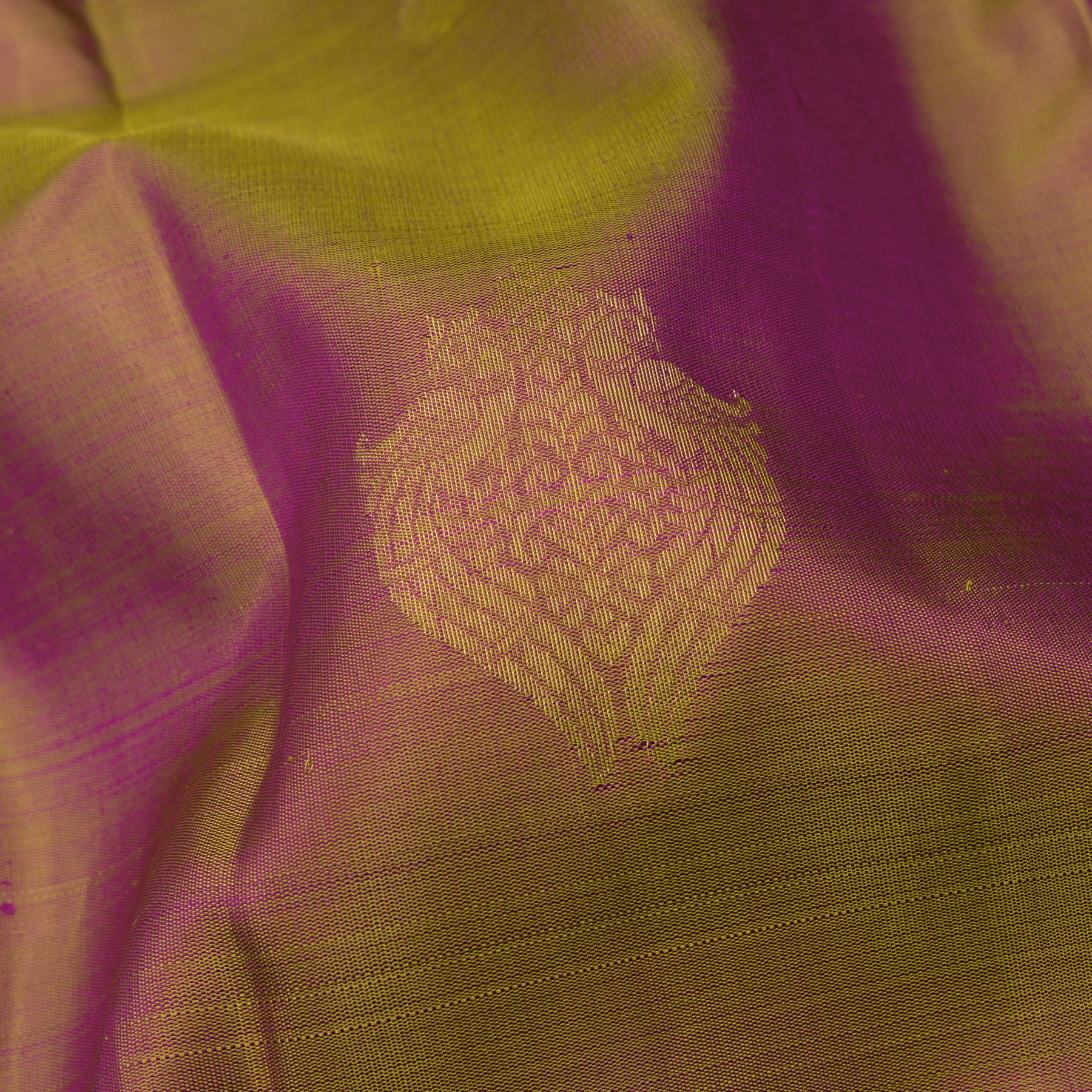 Kanakavalli Kanjivaram Silk Sari 25-595-HS001-04723 - Fabric View