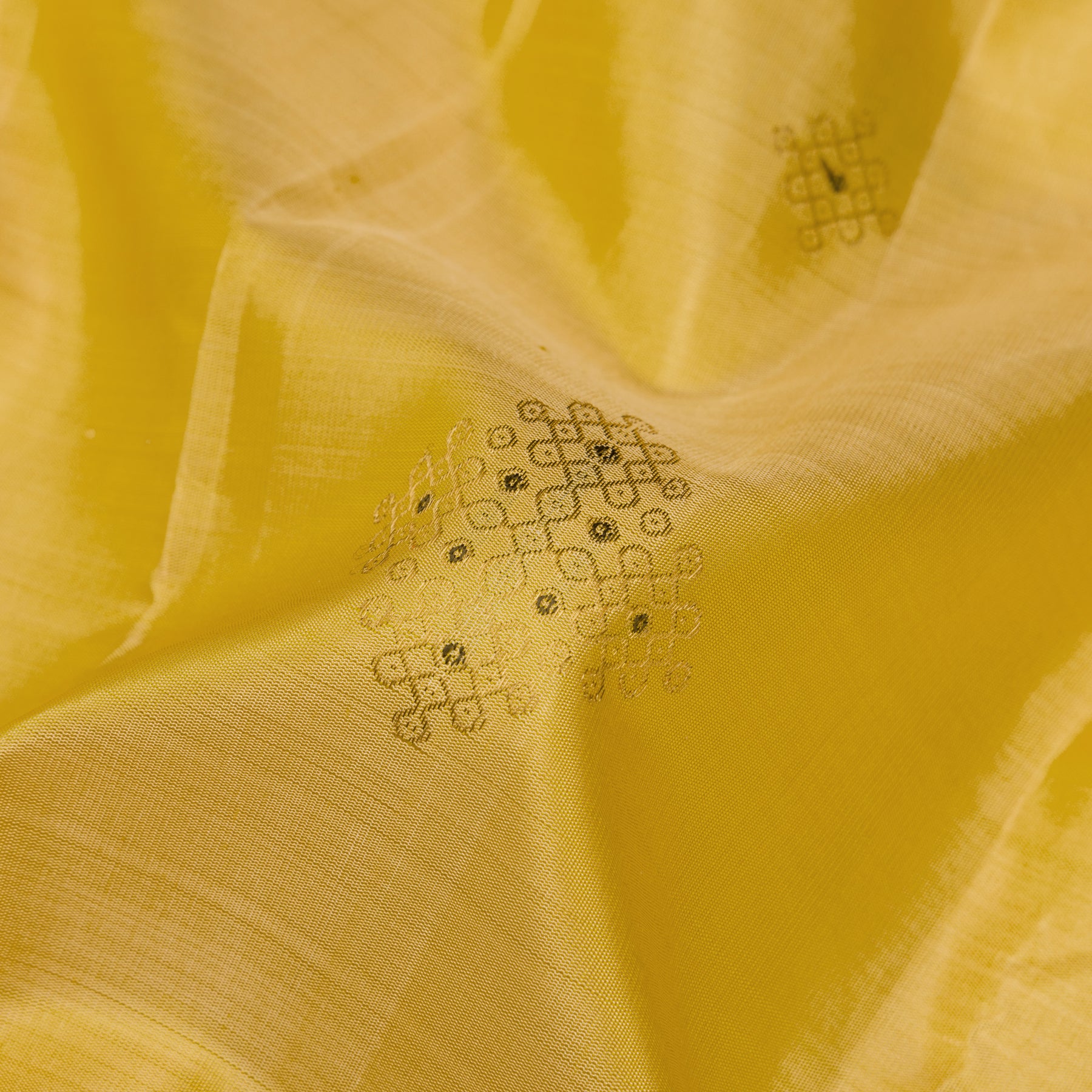 Kanakavalli Kanjivaram Silk Sari 25-595-HS001-04728 - Fabric View