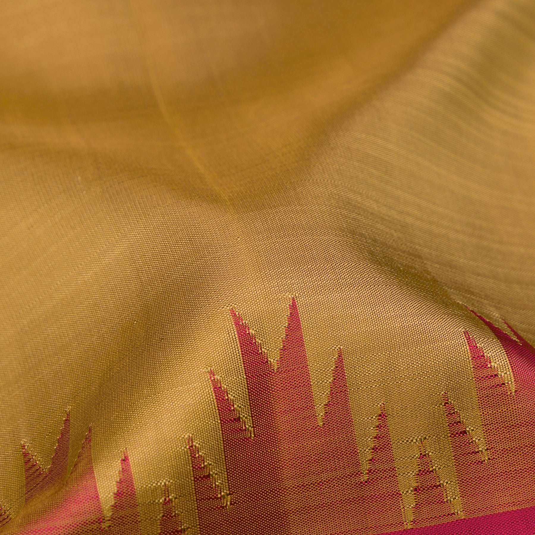 Kanakavalli Kanjivaram Silk Sari 25-595-HS001-04738 - Fabric View