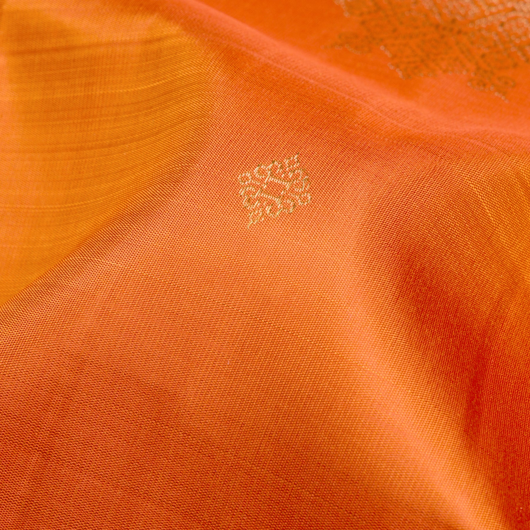 Kanakavalli Kanjivaram Silk Sari 25-595-HS001-06969 - Fabric View