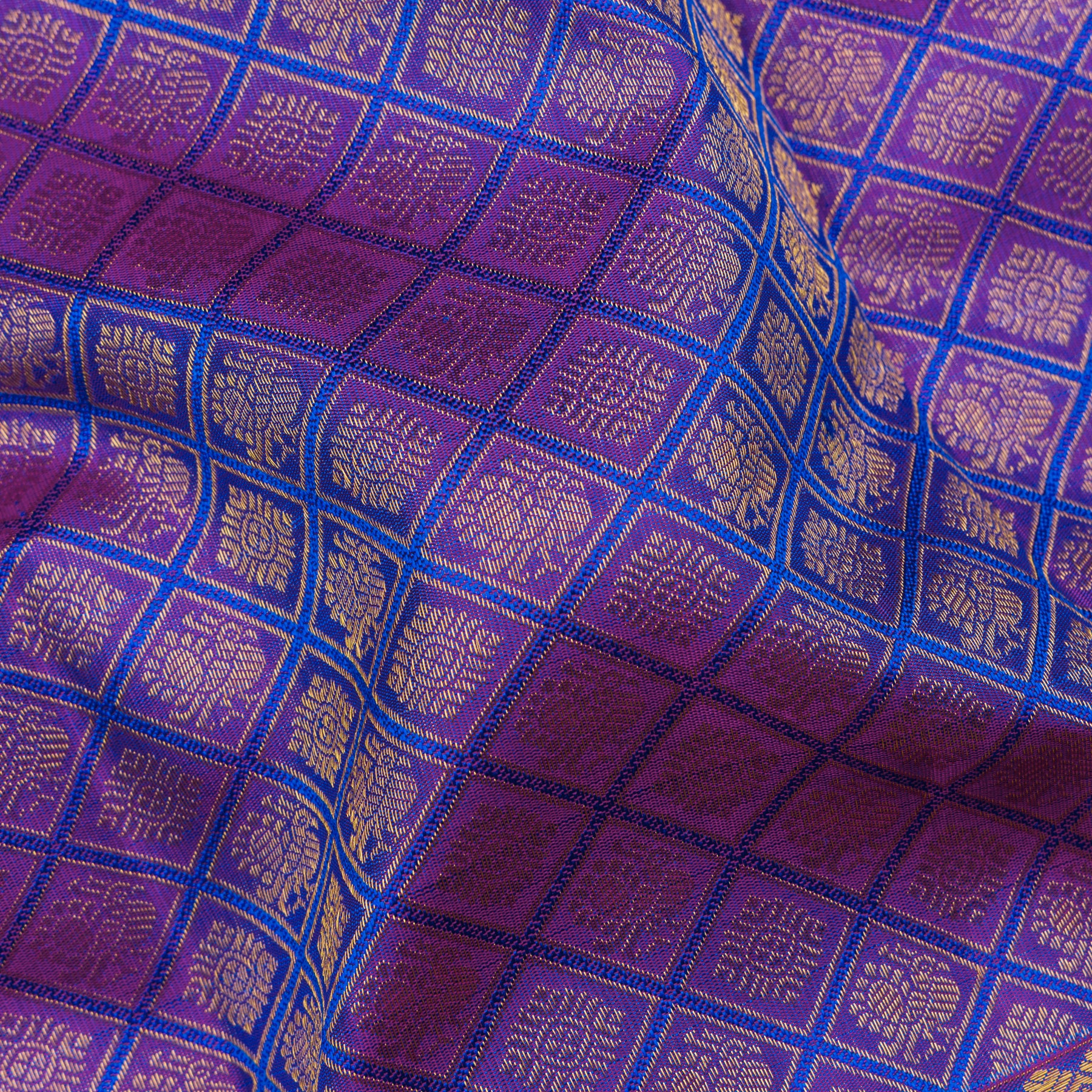 Kanakavalli Kanjivaram Silk Sari 25-595-HS001-07072 - Fabric View