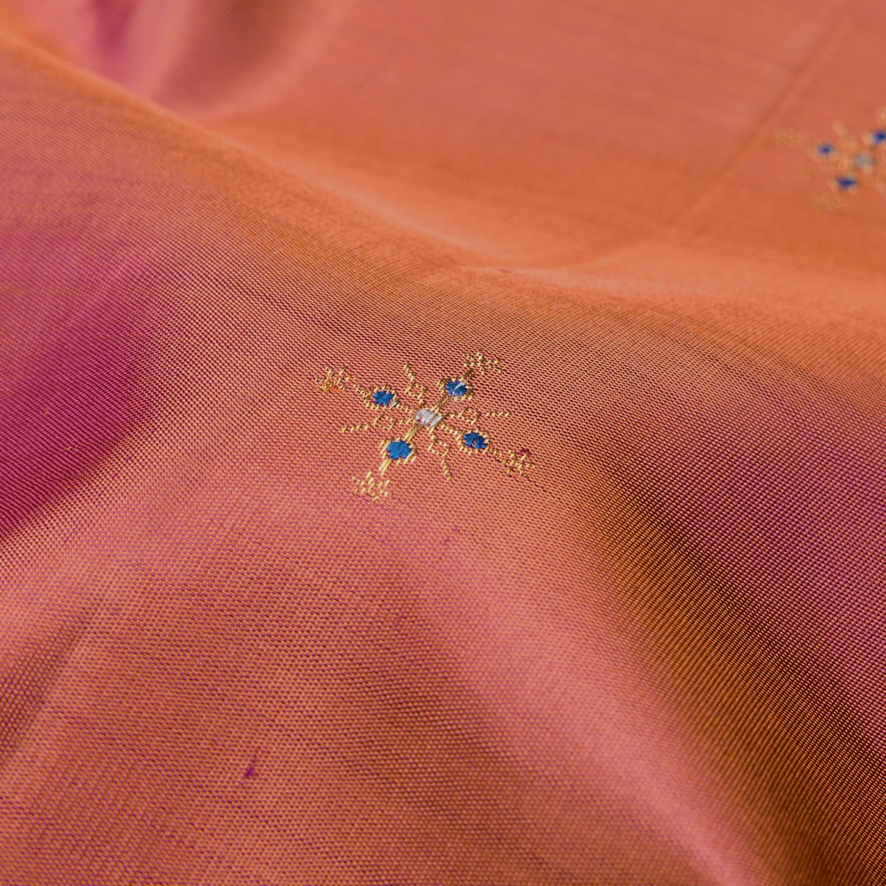 Kanakavalli Kanjivaram Silk Sari 25-595-HS001-07267 - Fabric View
