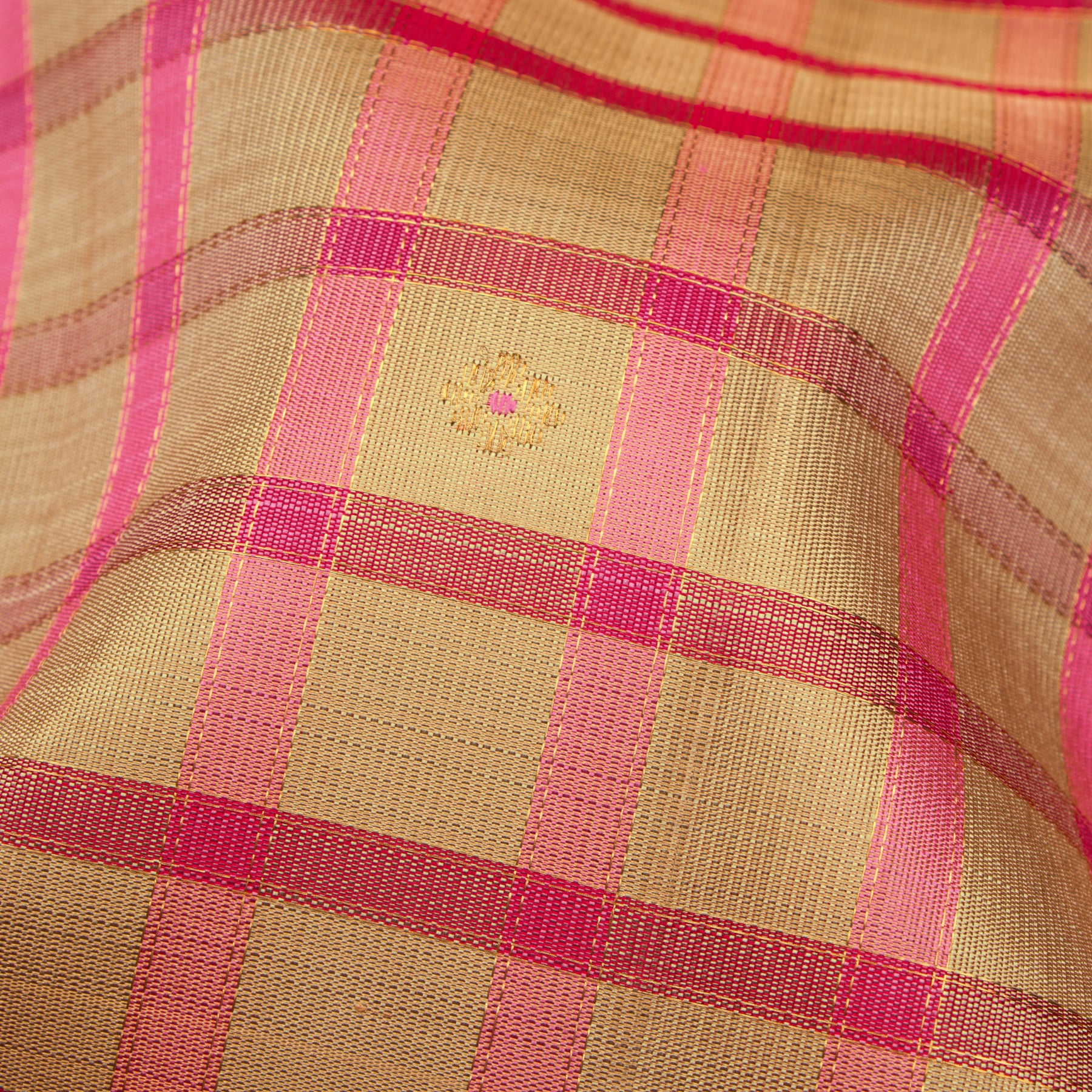 Kanakavalli Kanjivaram Silk Sari 25-595-HS001-07354 - Fabric View