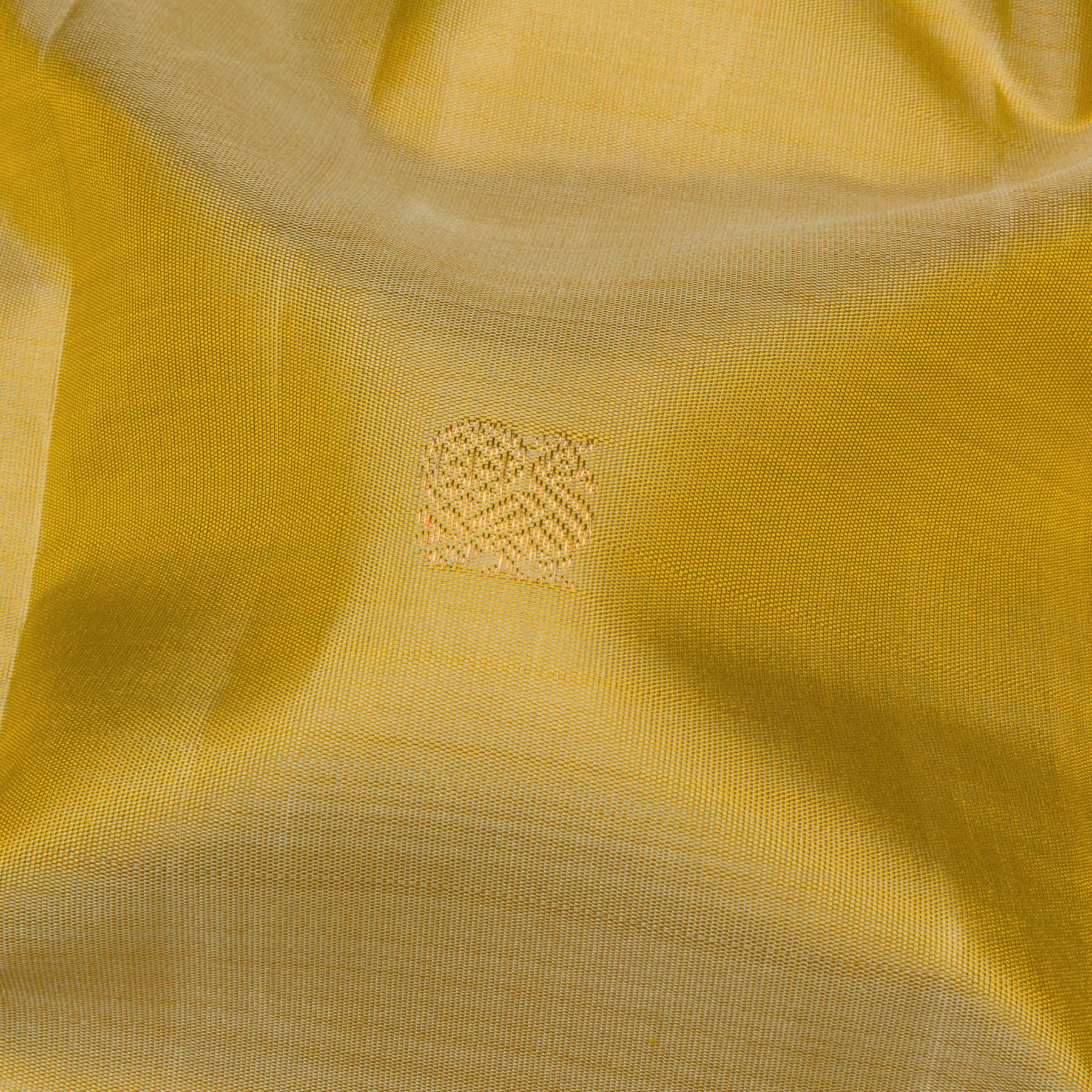 Kanakavalli Kanjivaram Silk Sari 25-595-HS001-09493 - Fabric View