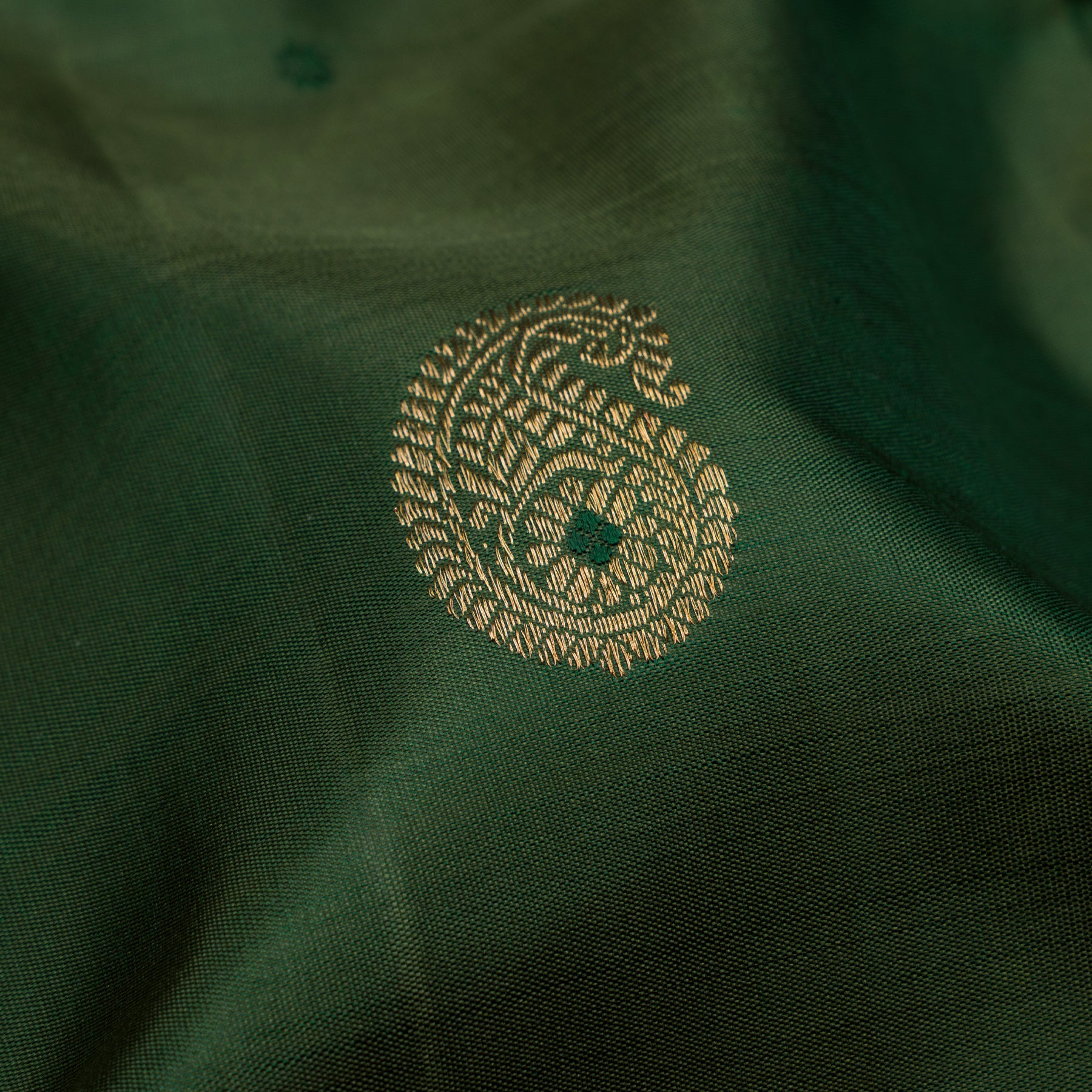 Kanakavalli Kanjivaram Silk Sari 25-595-HS001-09878 - Fabric View