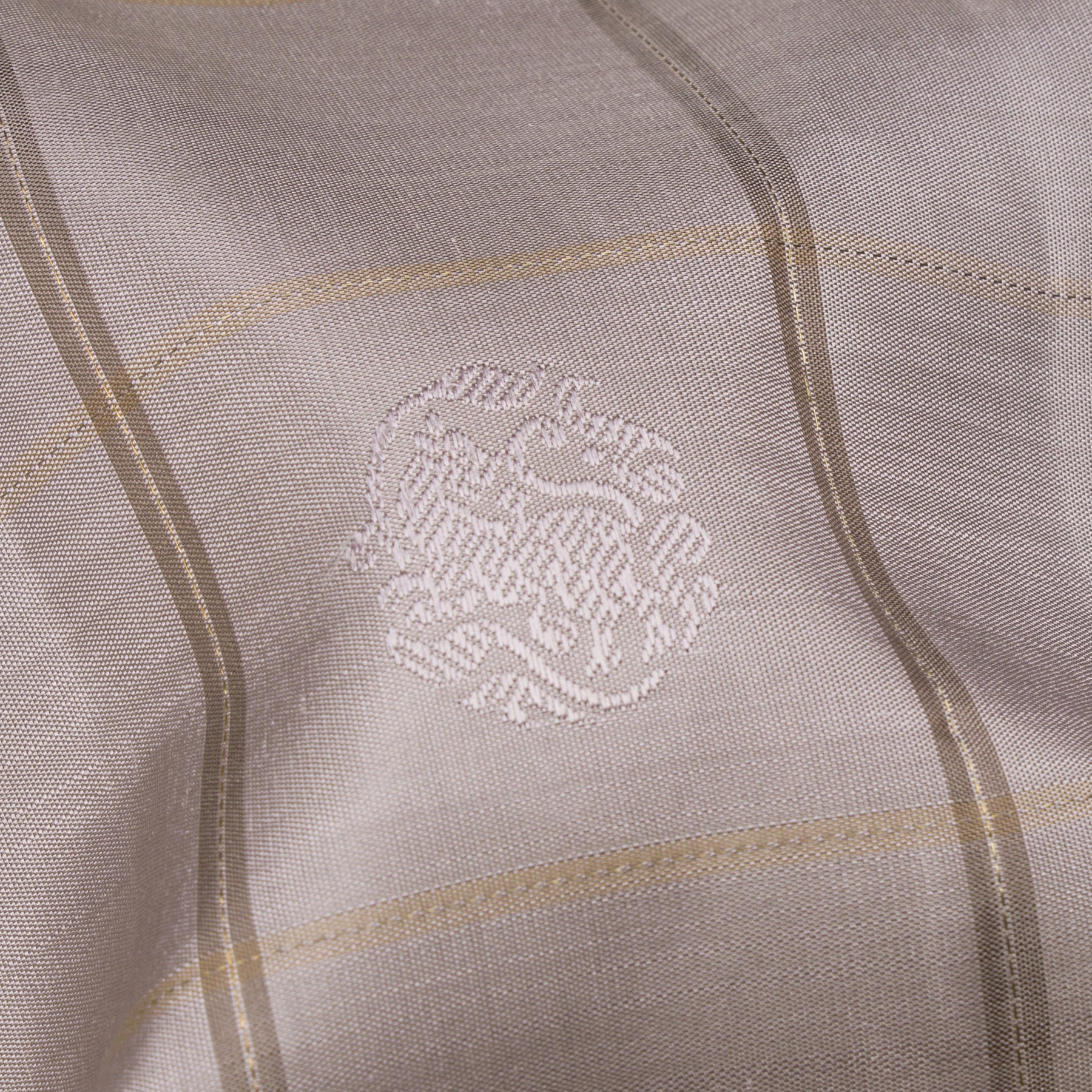 Kanakavalli Kanjivaram Silk Sari 25-595-HS001-10378 - Fabric View