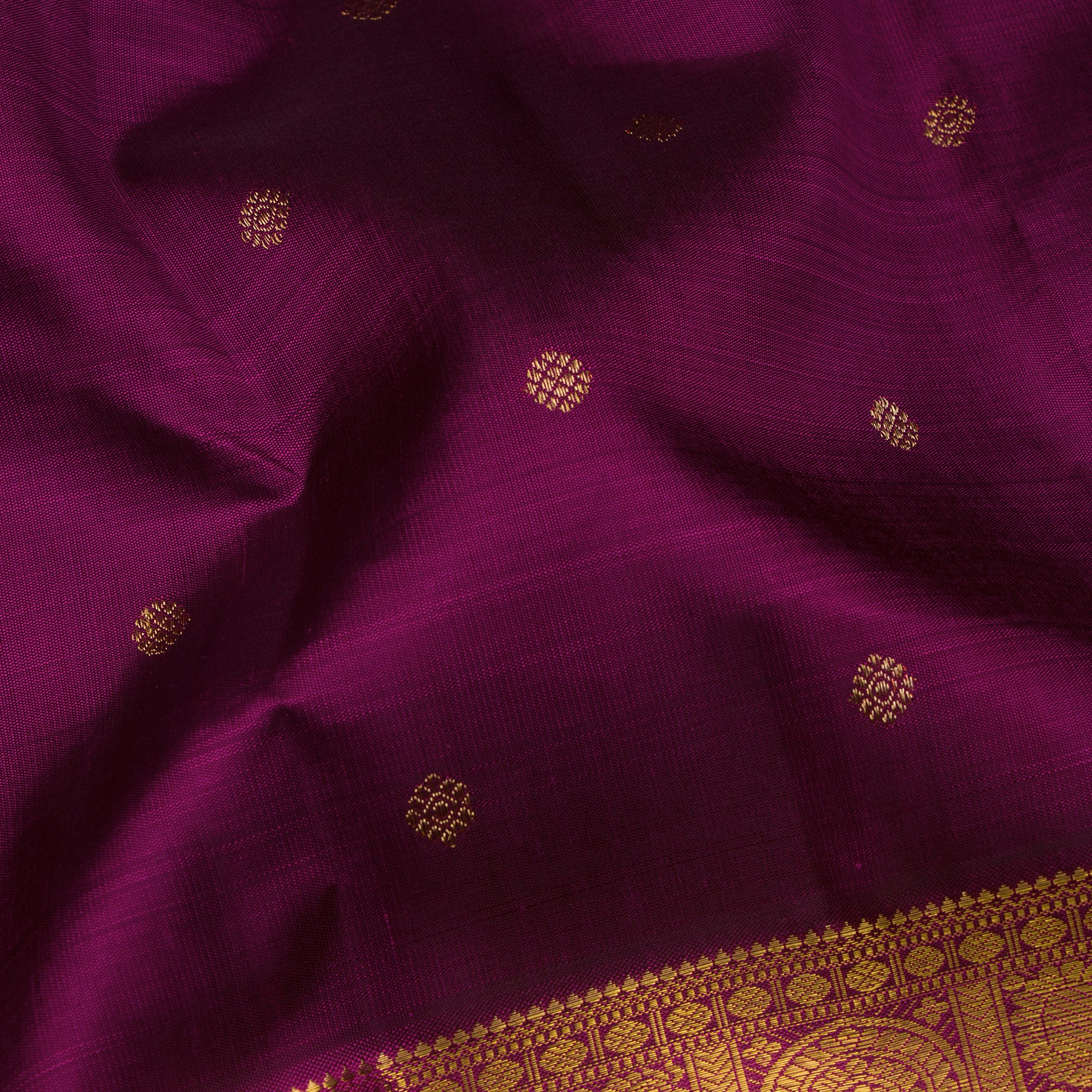 Kanakavalli Kanjivaram Silk Sari 25-599-HS001-00372 - Fabric View