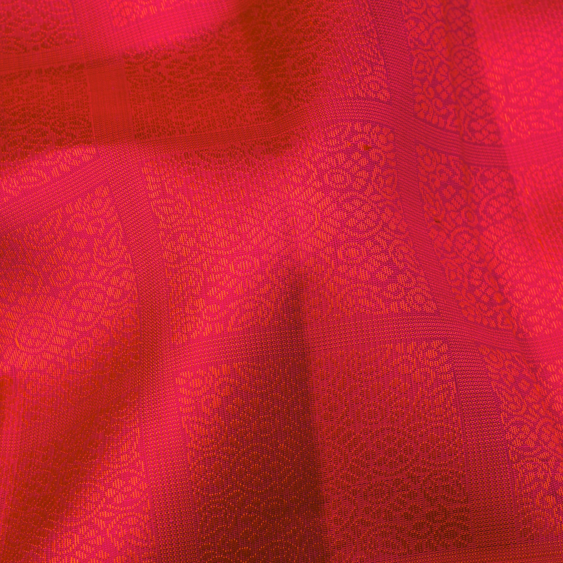 Kanakavalli Kanjivaram Silk Sari 25-599-HS001-02543 - Fabric View