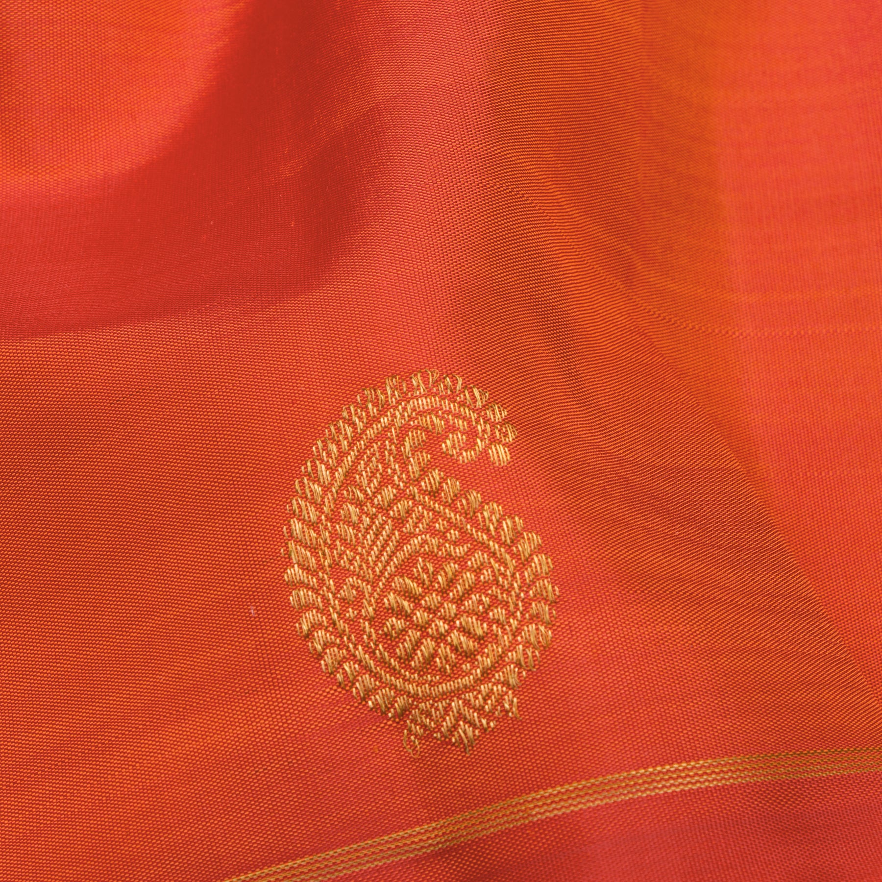 Kanakavalli Kanjivaram Silk Sari 25-599-HS001-03596 - Fabric View