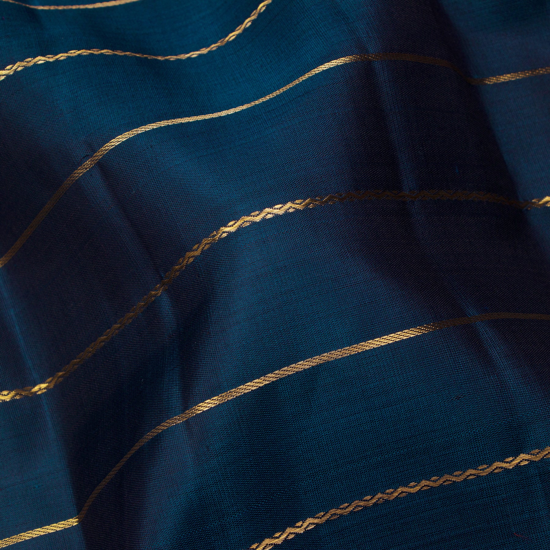 Kanakavalli Kanjivaram Silk Sari 25-599-HS001-04355 - Fabric View