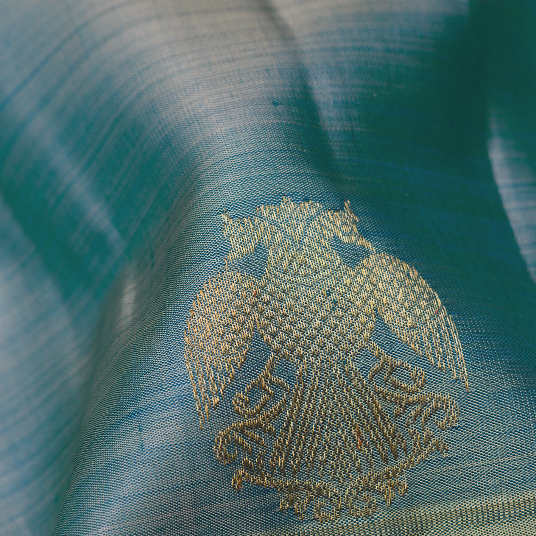 Kanakavalli Kanjivaram Silk Sari 25-599-HS001-05038 - Fabric View