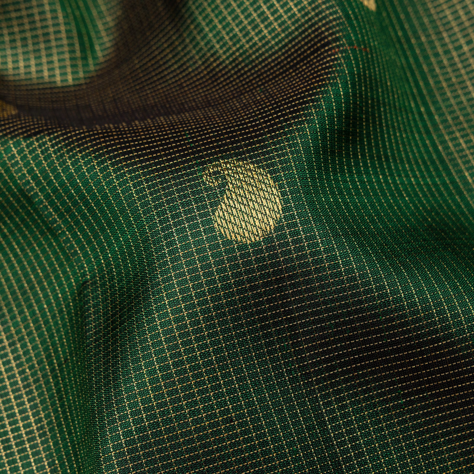 Kanakavalli Kanjivaram Silk Sari 25-599-HS001-05108 - Fabric View