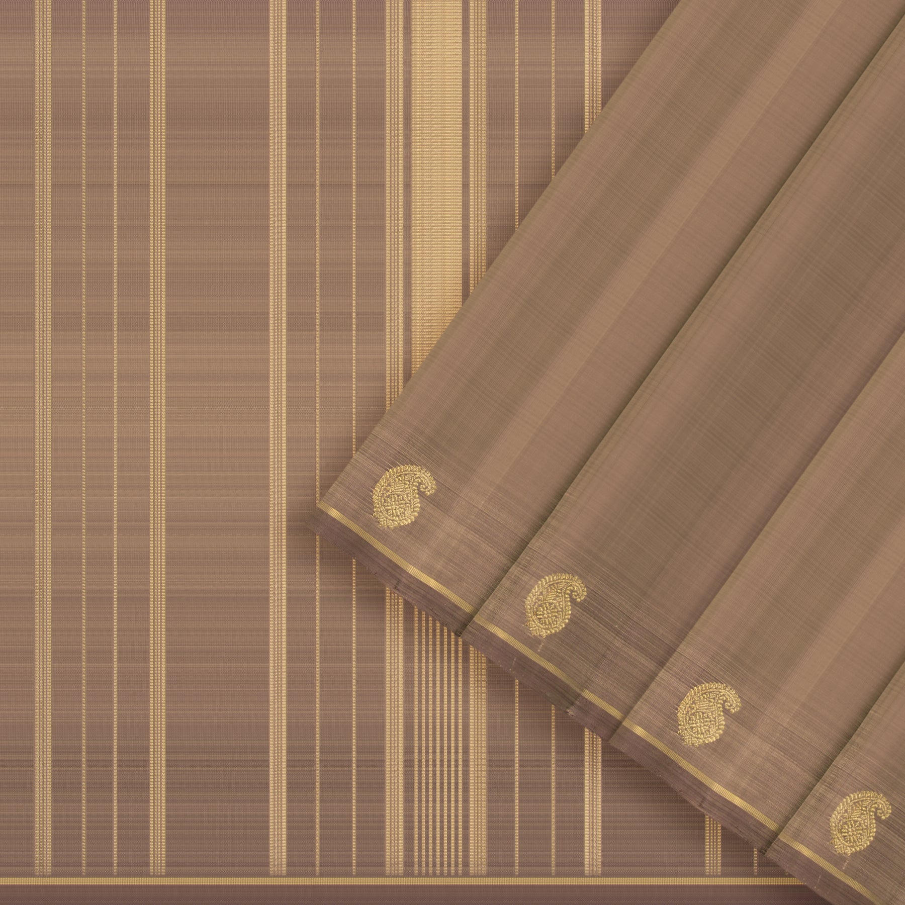 Kanakavalli Kanjivaram Silk Sari 25-599-HS001-05644 - Cover View