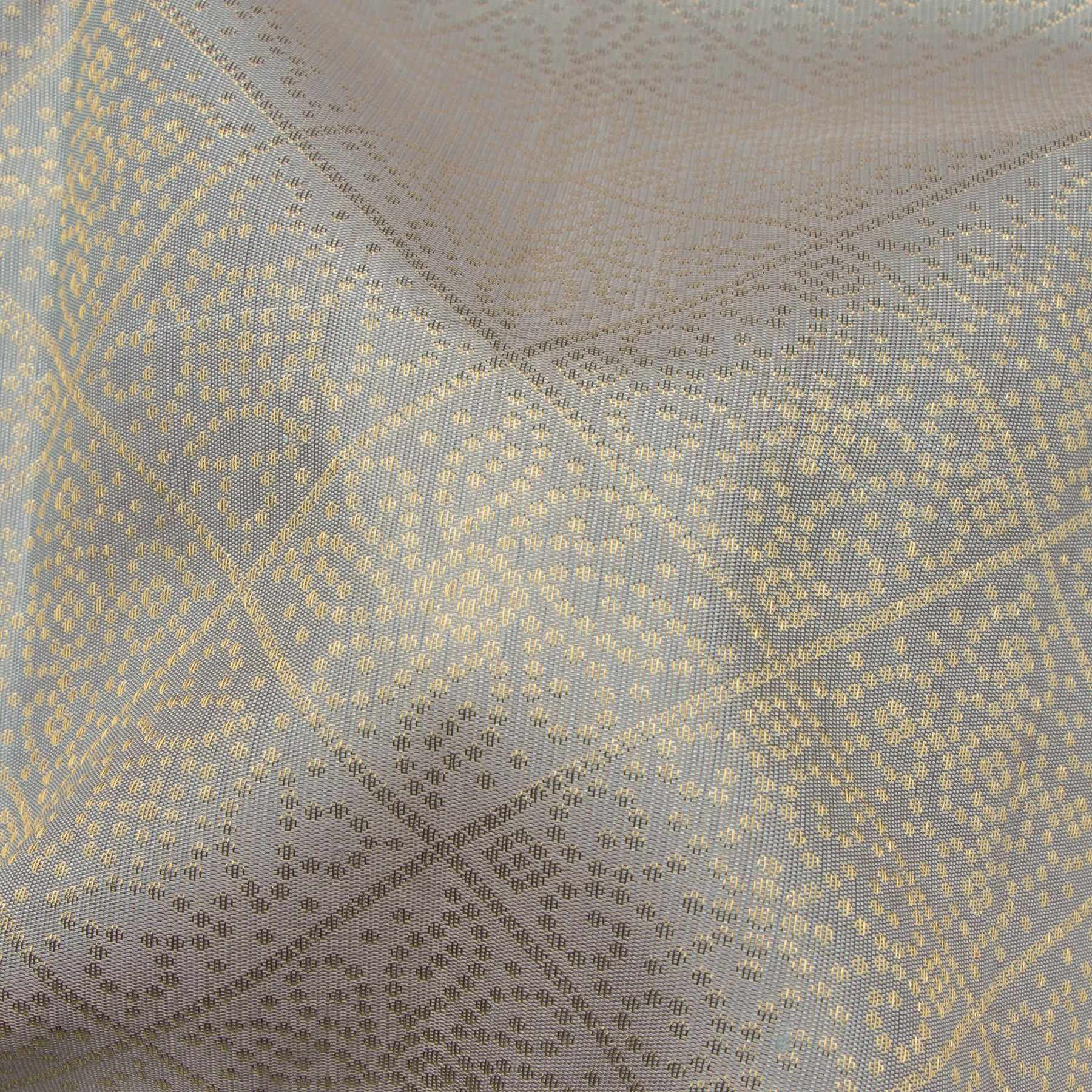 Kanakavalli Kanjivaram Silk Sari 25-599-HS001-07591 - Fabric View