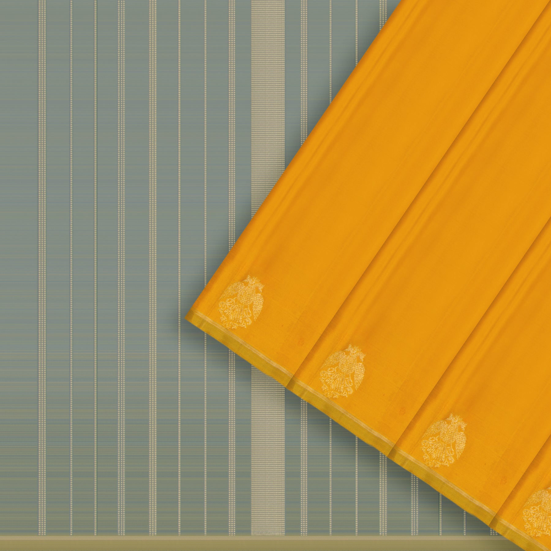 Kanakavalli Kanjivaram Silk Sari 25-599-HS001-07628 - Cover View