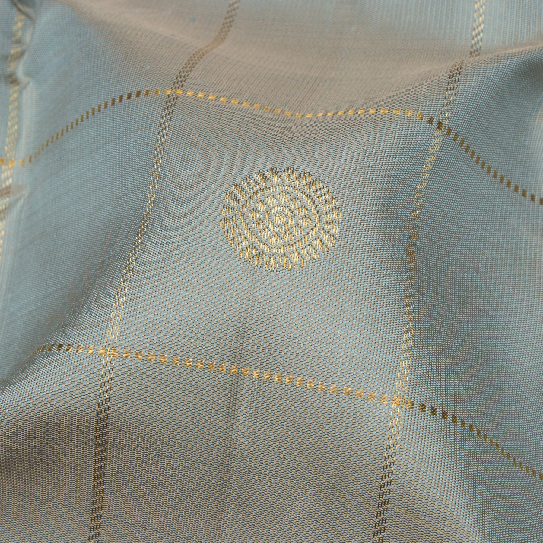 Kanakavalli Kanjivaram Silk Sari 25-599-HS001-08380 - Fabric View
