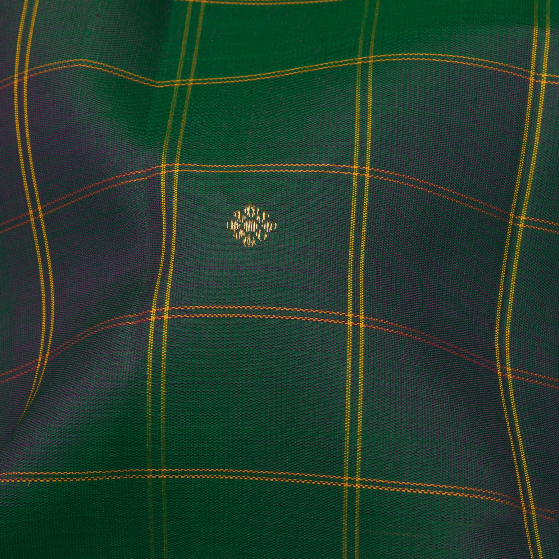 Kanakavalli Kanjivaram Silk Sari 25-599-HS001-08477 - Fabric View